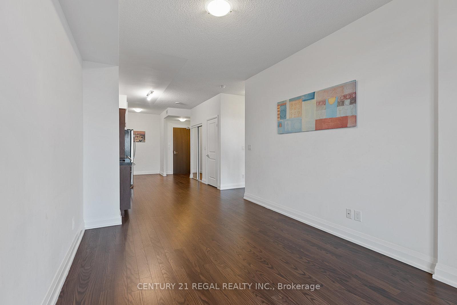 Photo 11 of Unit 2212, 7171 Yonge Street, Markham, Grandview — HOMEH