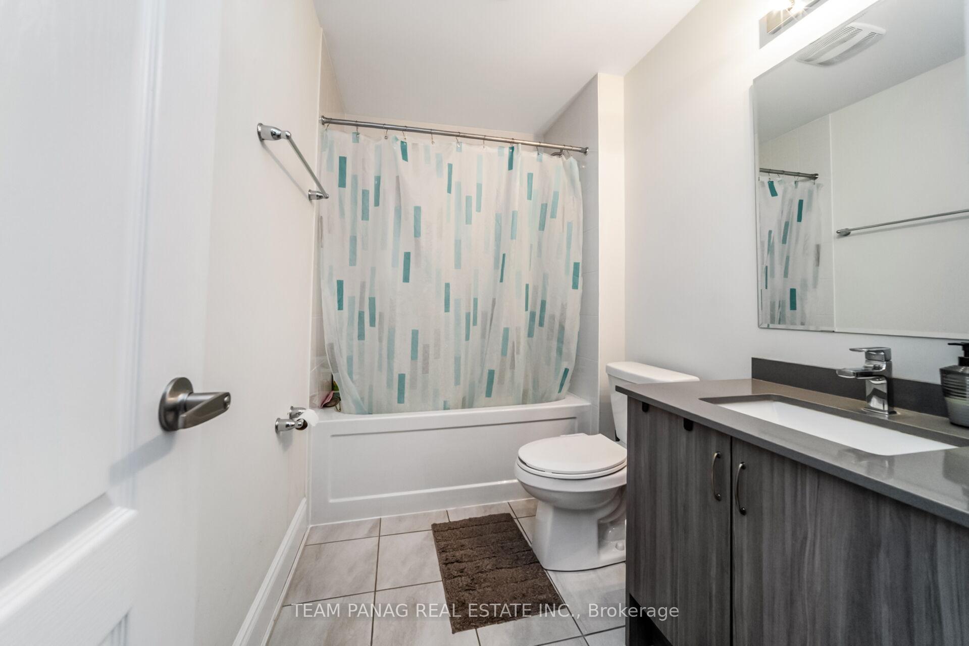 Photo 16 of 44 Foxsparrow Road, Brampton, Sandringham-Wellington — HOMEH