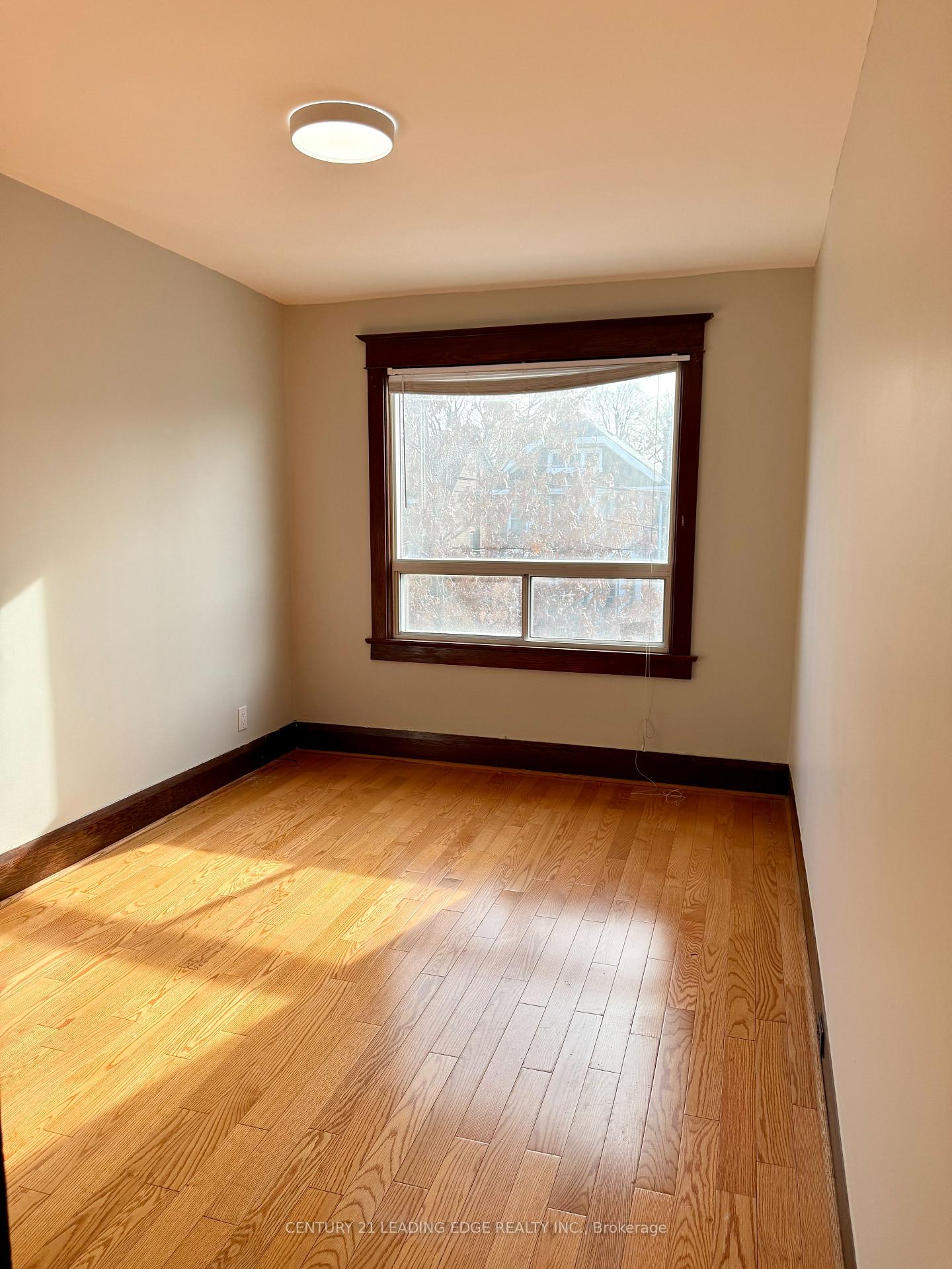 Photo 6 of Unit Main, 28 Gates Avenue, Toronto, East End-Danforth — HOMEH