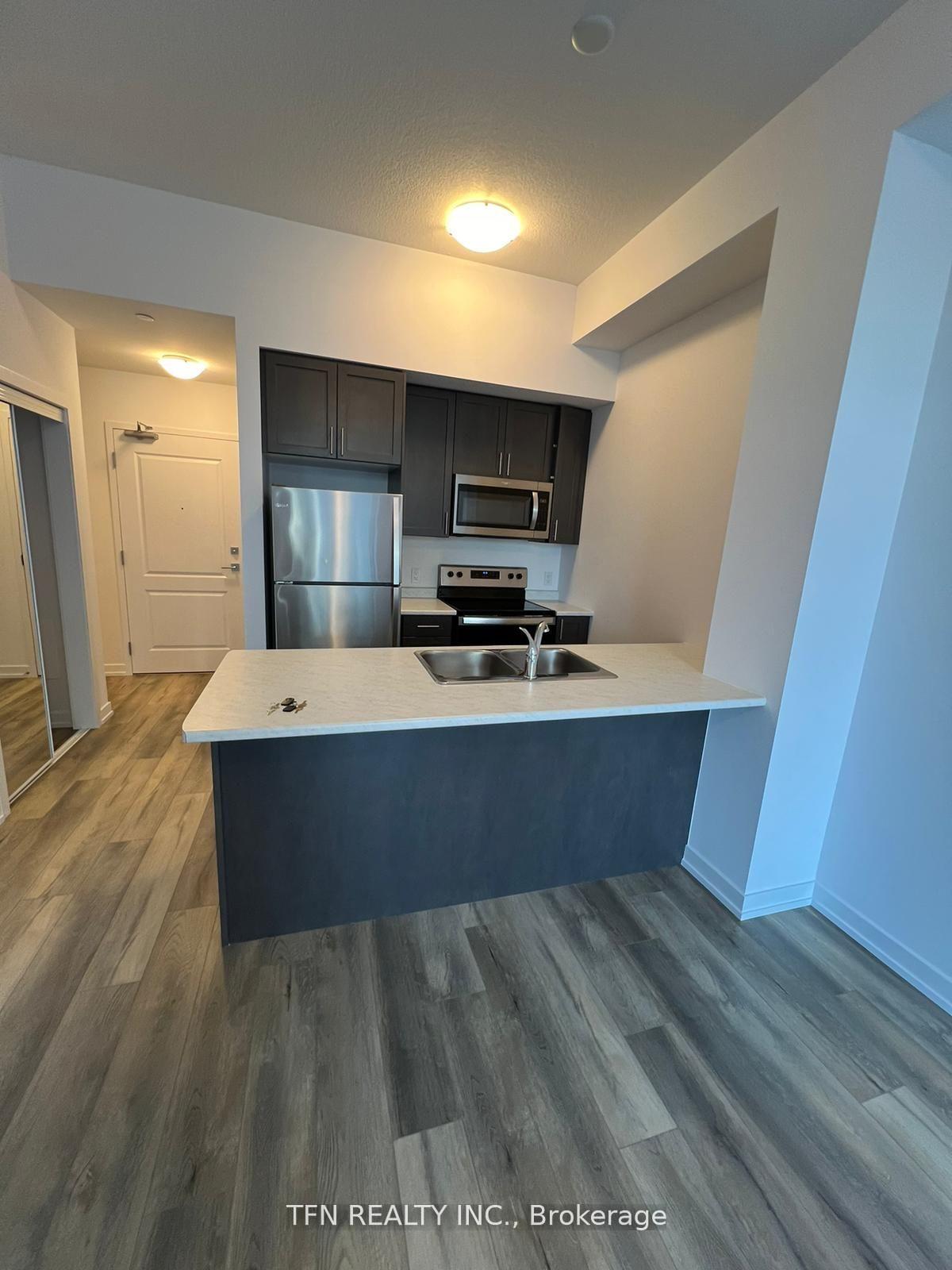 Photo 2 of Unit 106, 470 Dundas Street E, Hamilton, Waterdown — HOMEH