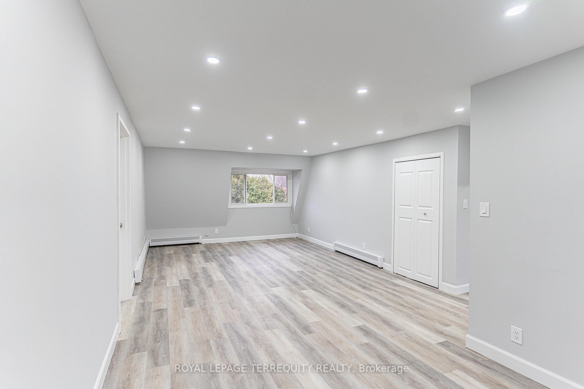 Photo 8 of 20 Mildred Avenue, St. Catharines, Haig — HOMEH
