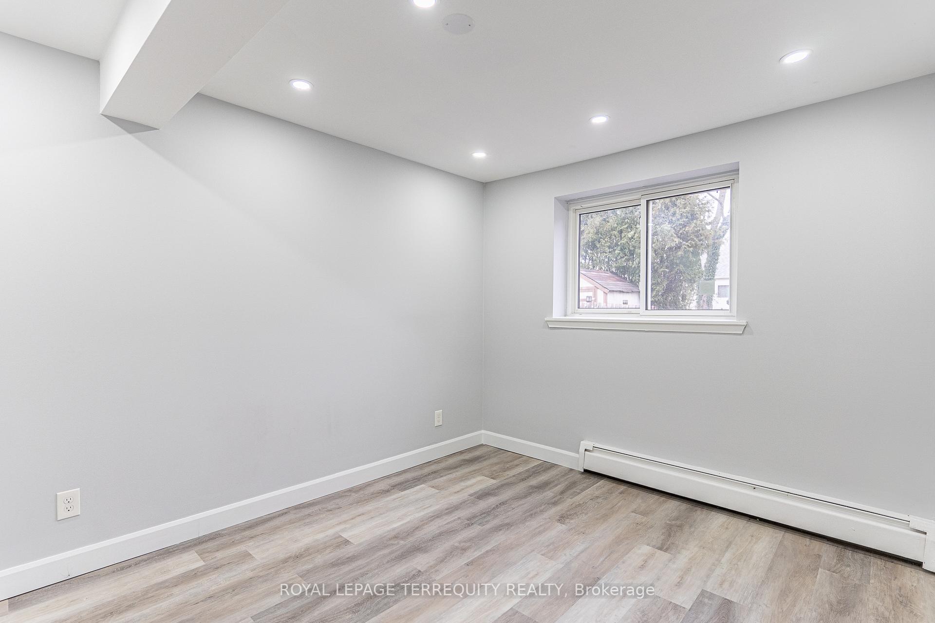 Photo 35 of 20 Mildred Avenue, St. Catharines, Haig — HOMEH