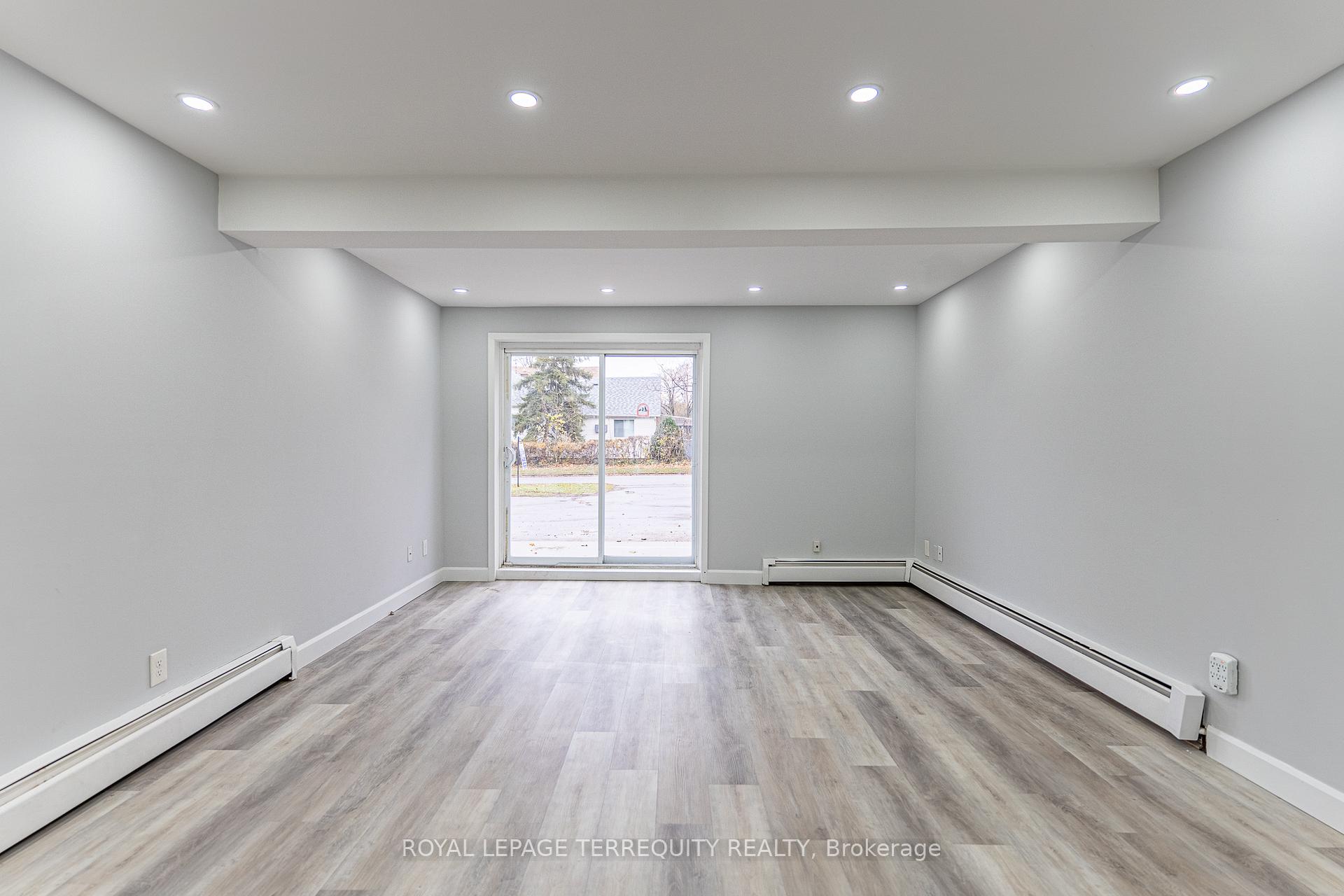 Photo 27 of 20 Mildred Avenue, St. Catharines, Haig — HOMEH
