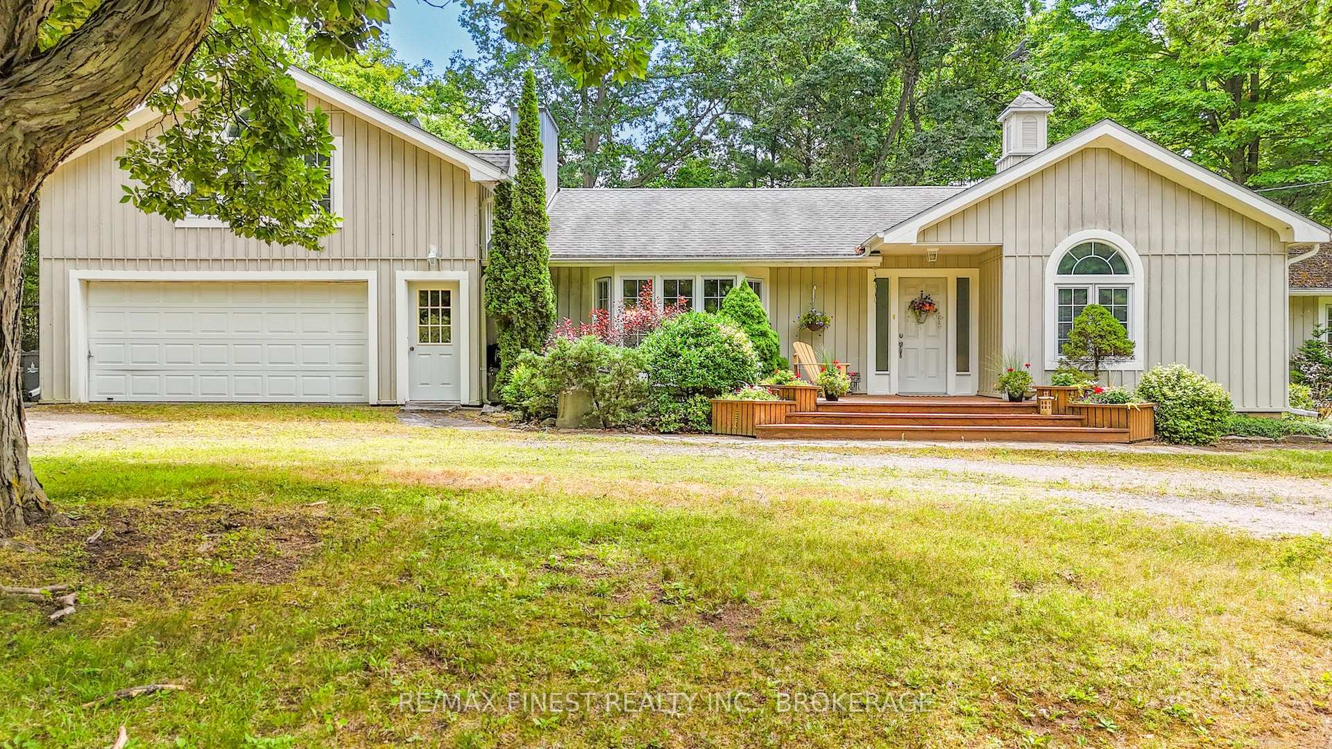 Photo 5 of 1371 Middle Road, Kingston, Kingston East (incl CFB Kingston) — HOMEH