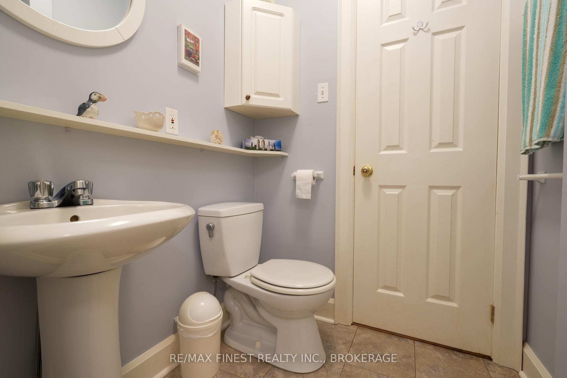 Photo 13 of 1371 Middle Road, Kingston, Kingston East (incl CFB Kingston) — HOMEH