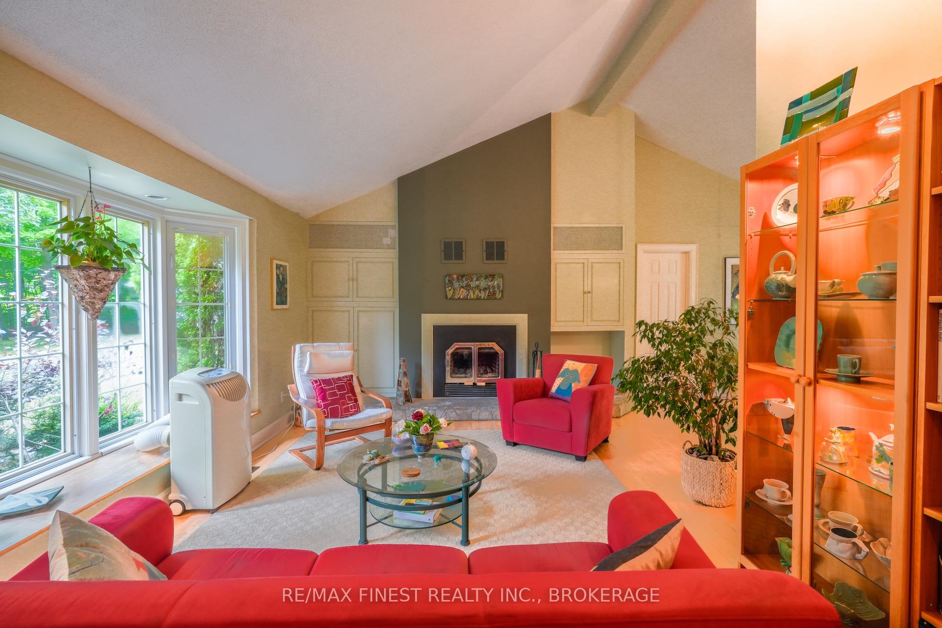 Photo 12 of 1371 Middle Road, Kingston, Kingston East (incl CFB Kingston) — HOMEH