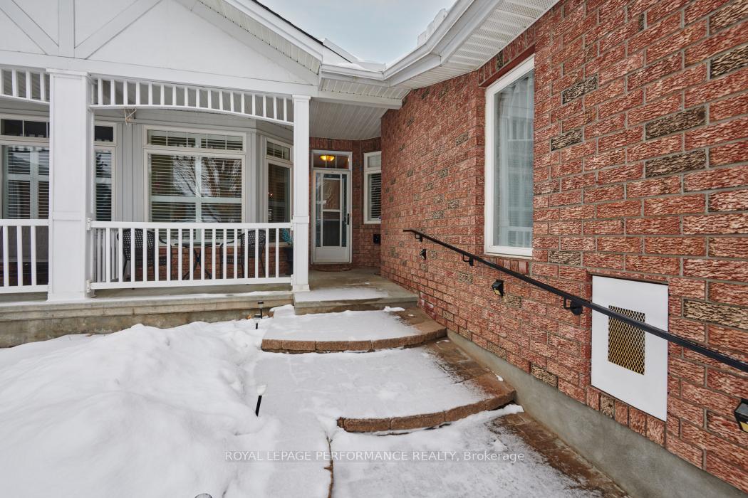 Photo 2 of 4190 Owl Valley Drive, Ottawa, Riverside South/Gloucester Glen — HOMEH