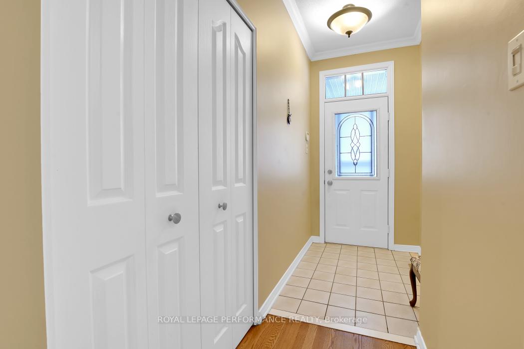 Photo 5 of 4190 Owl Valley Drive, Ottawa, Riverside South/Gloucester Glen — HOMEH