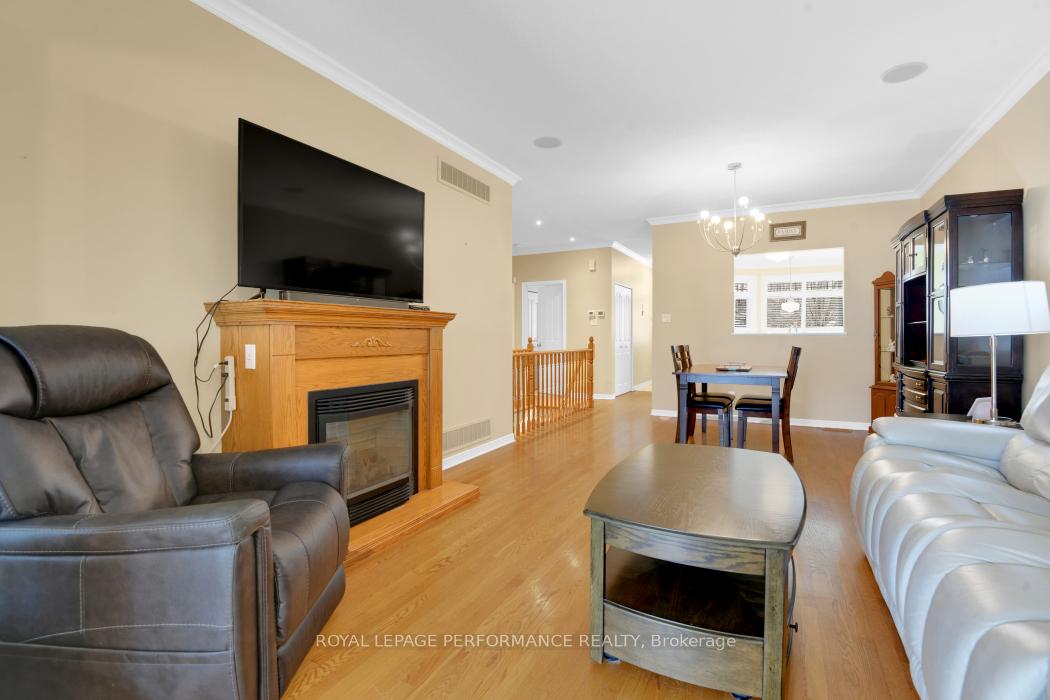Photo 10 of 4190 Owl Valley Drive, Ottawa, Riverside South/Gloucester Glen — HOMEH