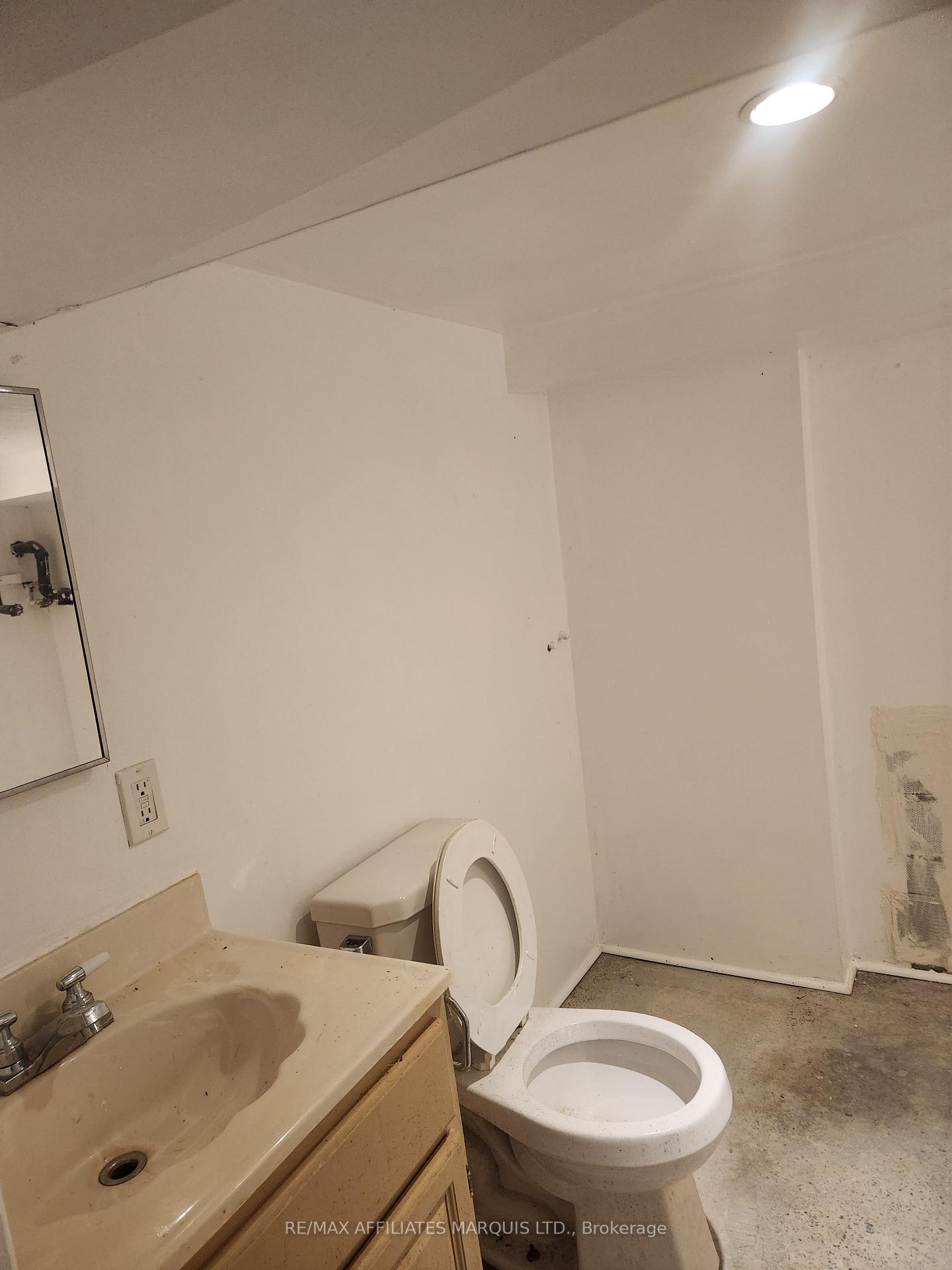 Photo 17 of 329 Carleton Street, Cornwall — HOMEH