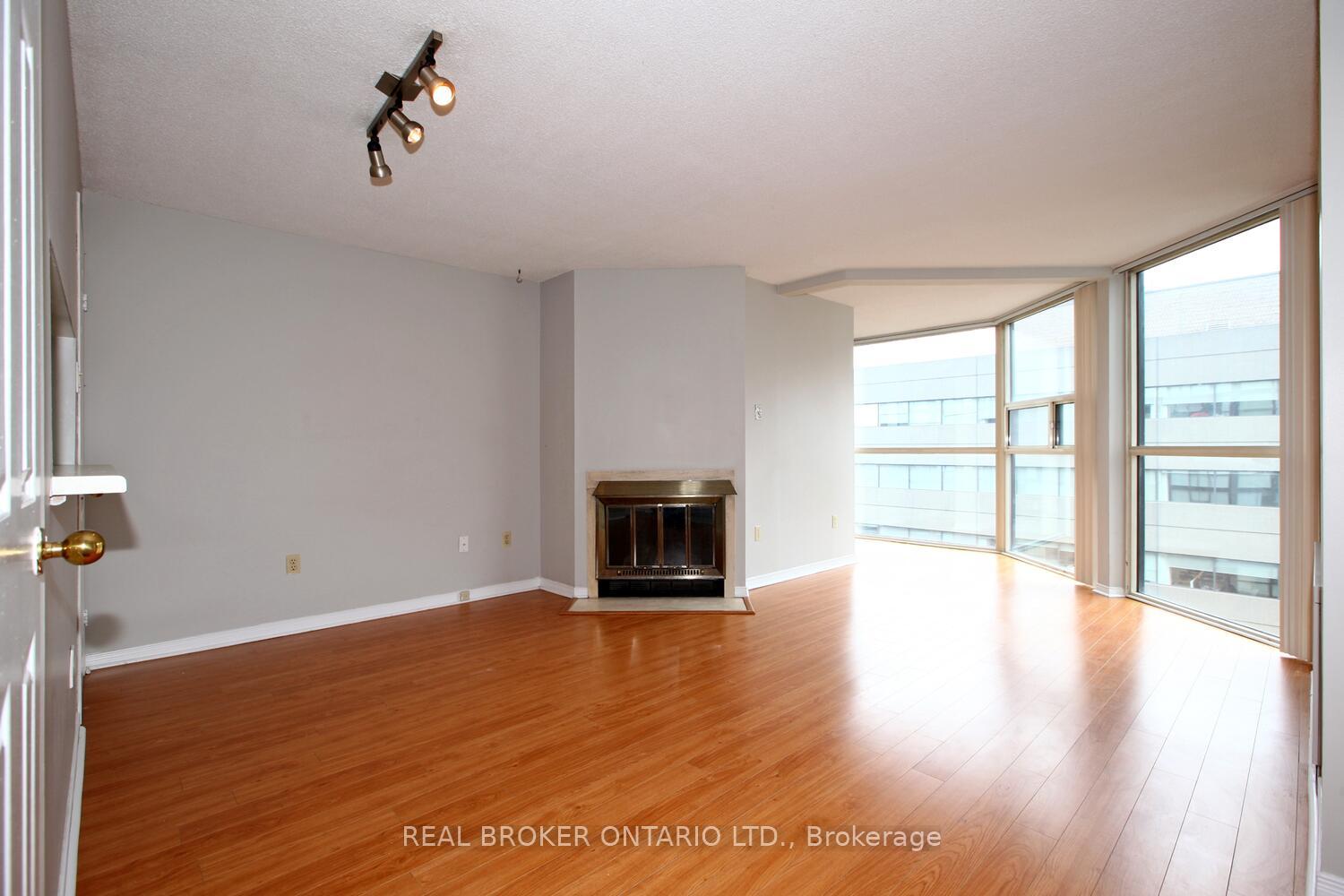 Photo 3 of Unit 1506, 705 King Street W, Toronto, Niagara — HOMEH