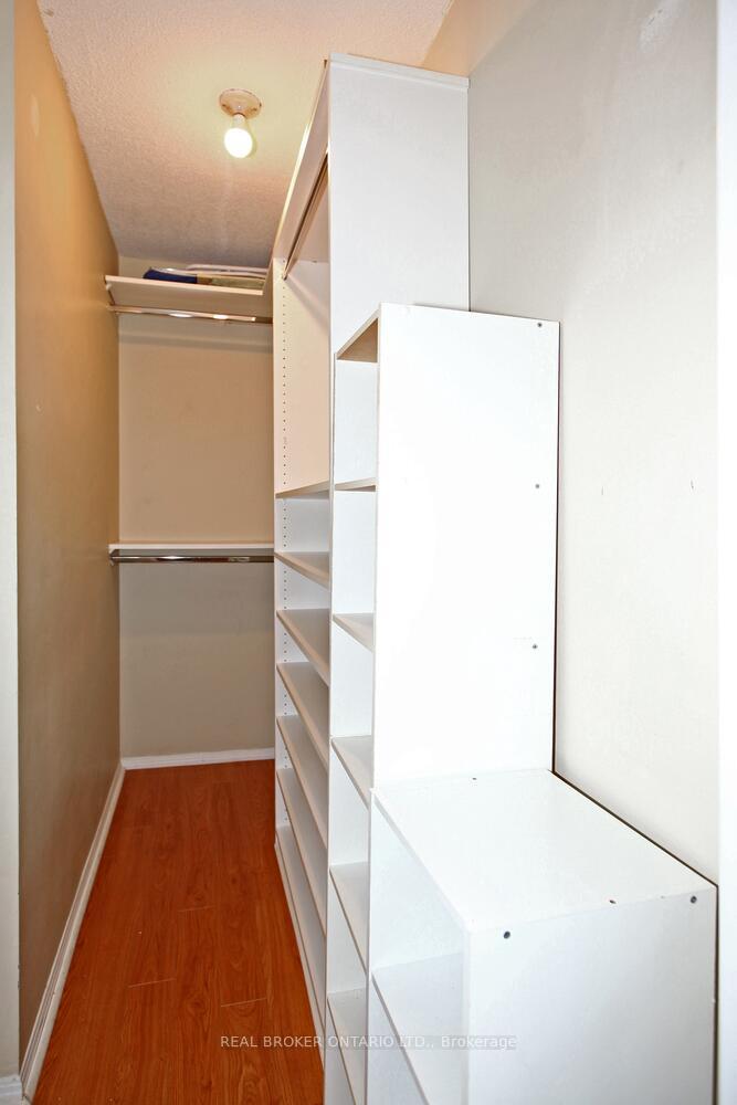 Photo 11 of Unit 1506, 705 King Street W, Toronto, Niagara — HOMEH