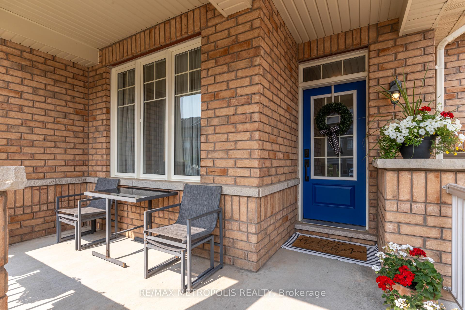 Photo 9 of 21 Sky Harbour Drive, Brampton, Bram West — HOMEH