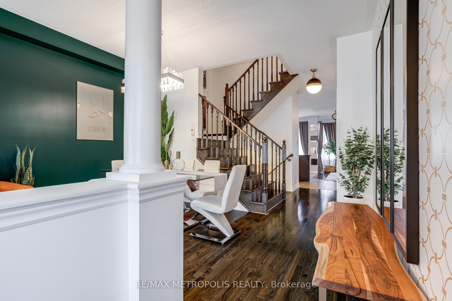 Photo 20 of 21 Sky Harbour Drive, Brampton, Bram West — HOMEH