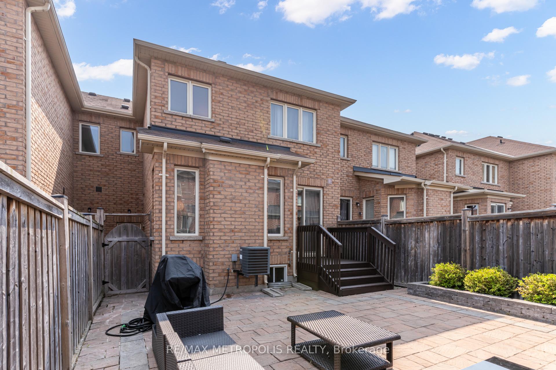 Photo 43 of 21 Sky Harbour Drive, Brampton, Bram West — HOMEH
