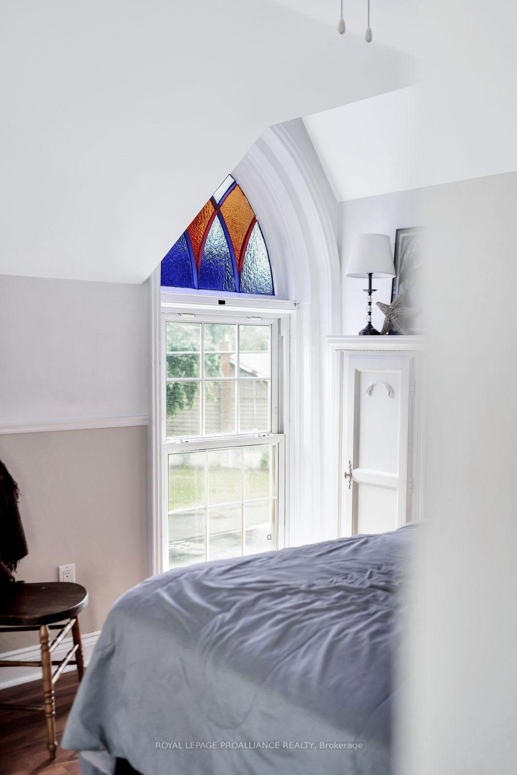 Photo 18 of 16 Benjamin Street, Belleville, Belleville Ward — HOMEH