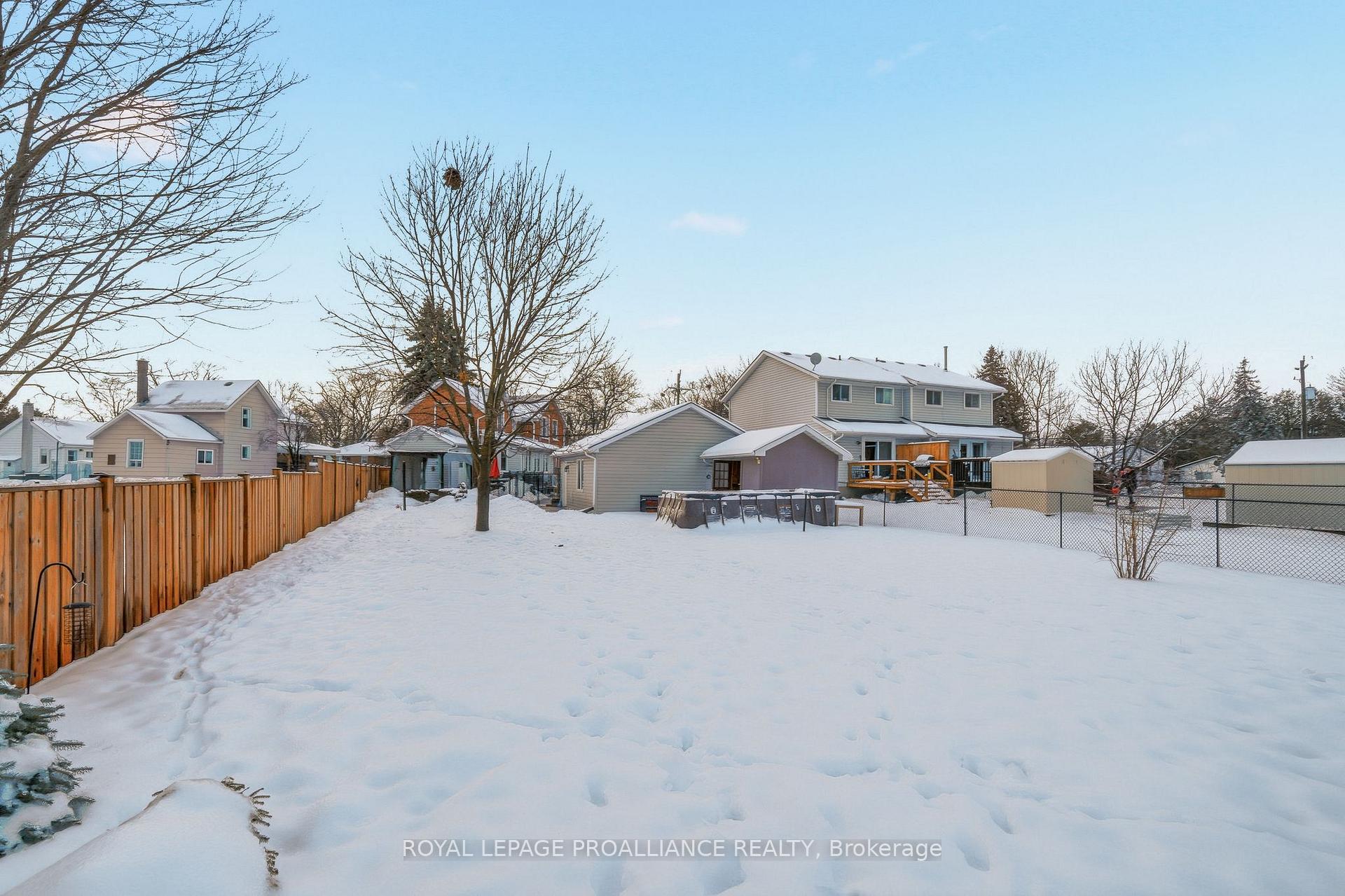 Photo 27 of 16 Benjamin Street, Belleville, Belleville Ward — HOMEH