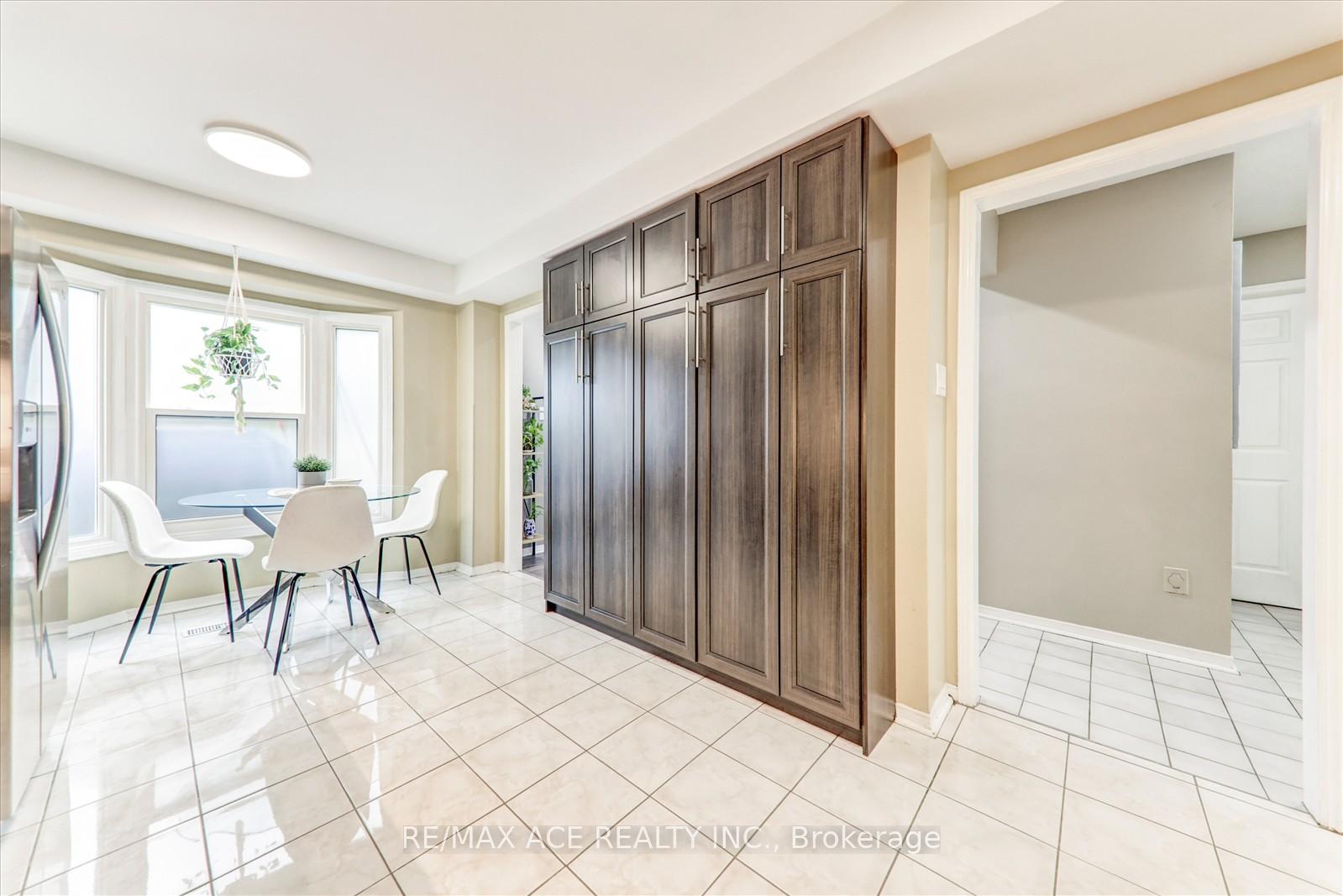 Photo 18 of 743 Aspen Road, Pickering, Amberlea — HOMEH