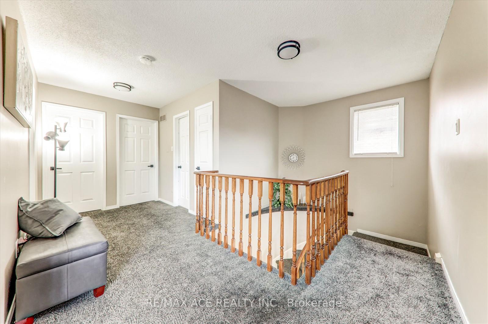 Photo 23 of 743 Aspen Road, Pickering, Amberlea — HOMEH