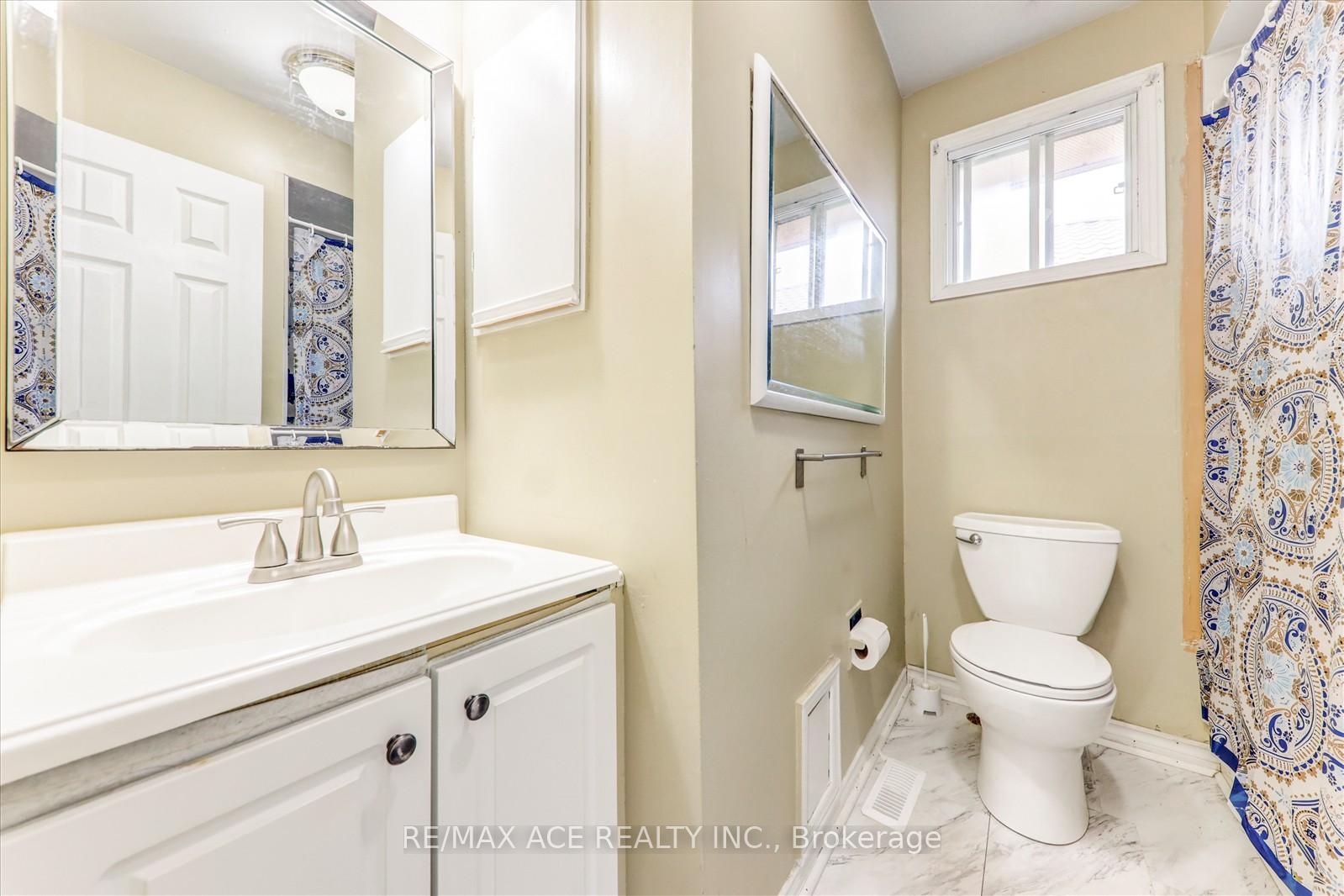 Photo 31 of 743 Aspen Road, Pickering, Amberlea — HOMEH