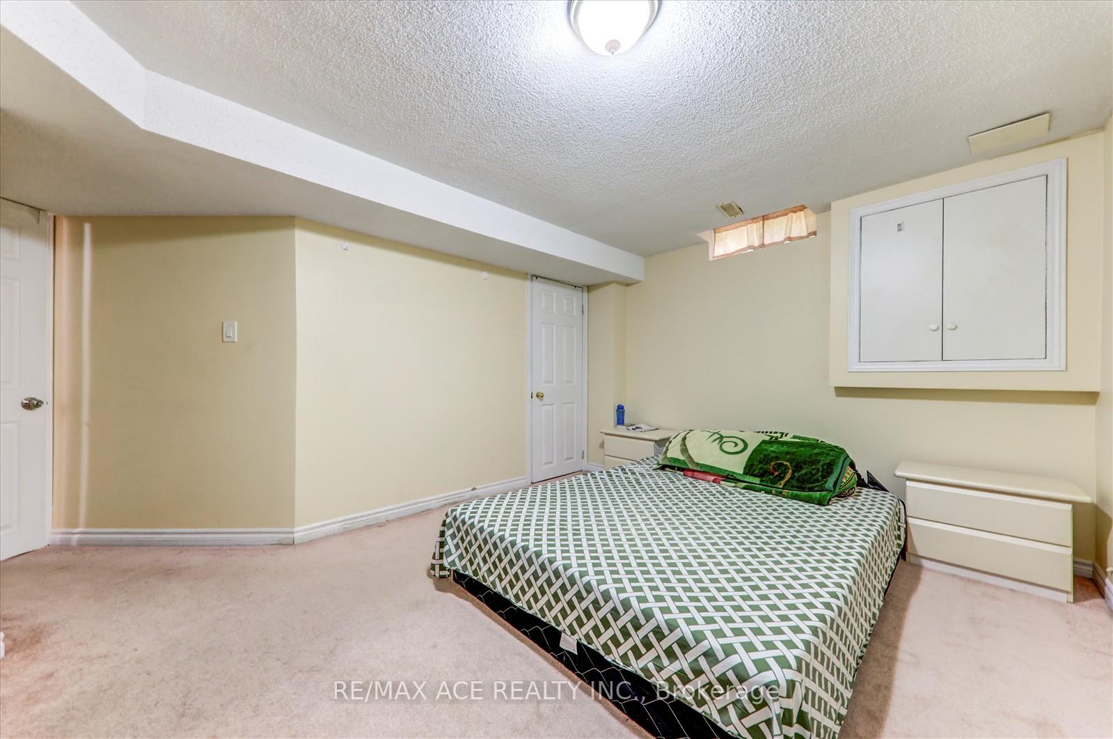Photo 35 of 743 Aspen Road, Pickering, Amberlea — HOMEH