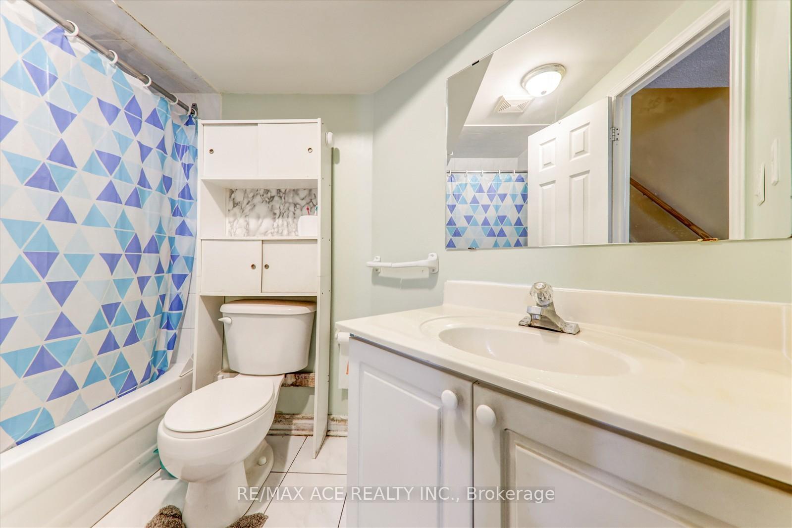 Photo 28 of 743 Aspen Road, Pickering, Amberlea — HOMEH