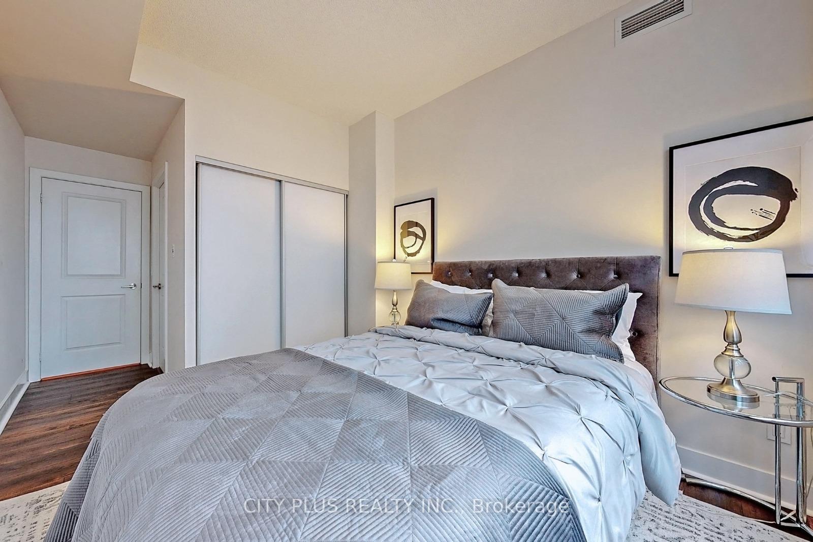 Photo 10 of Unit 427, 90 Stadium Road, Toronto, Niagara — HOMEH