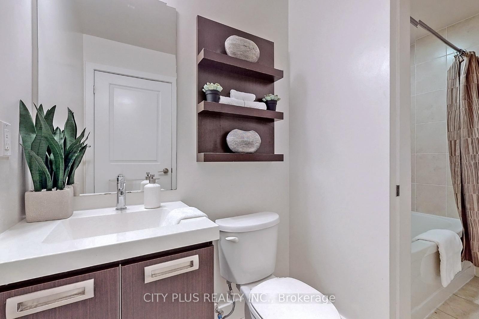 Photo 7 of Unit 427, 90 Stadium Road, Toronto, Niagara — HOMEH