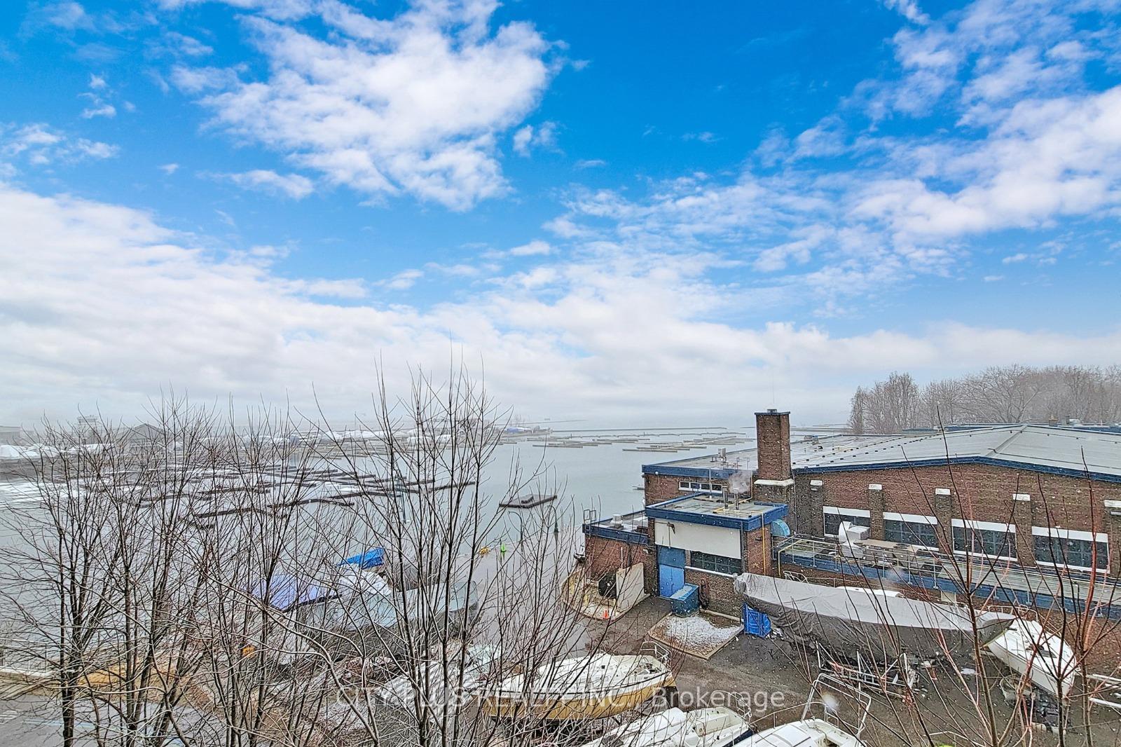Photo 9 of Unit 427, 90 Stadium Road, Toronto, Niagara — HOMEH