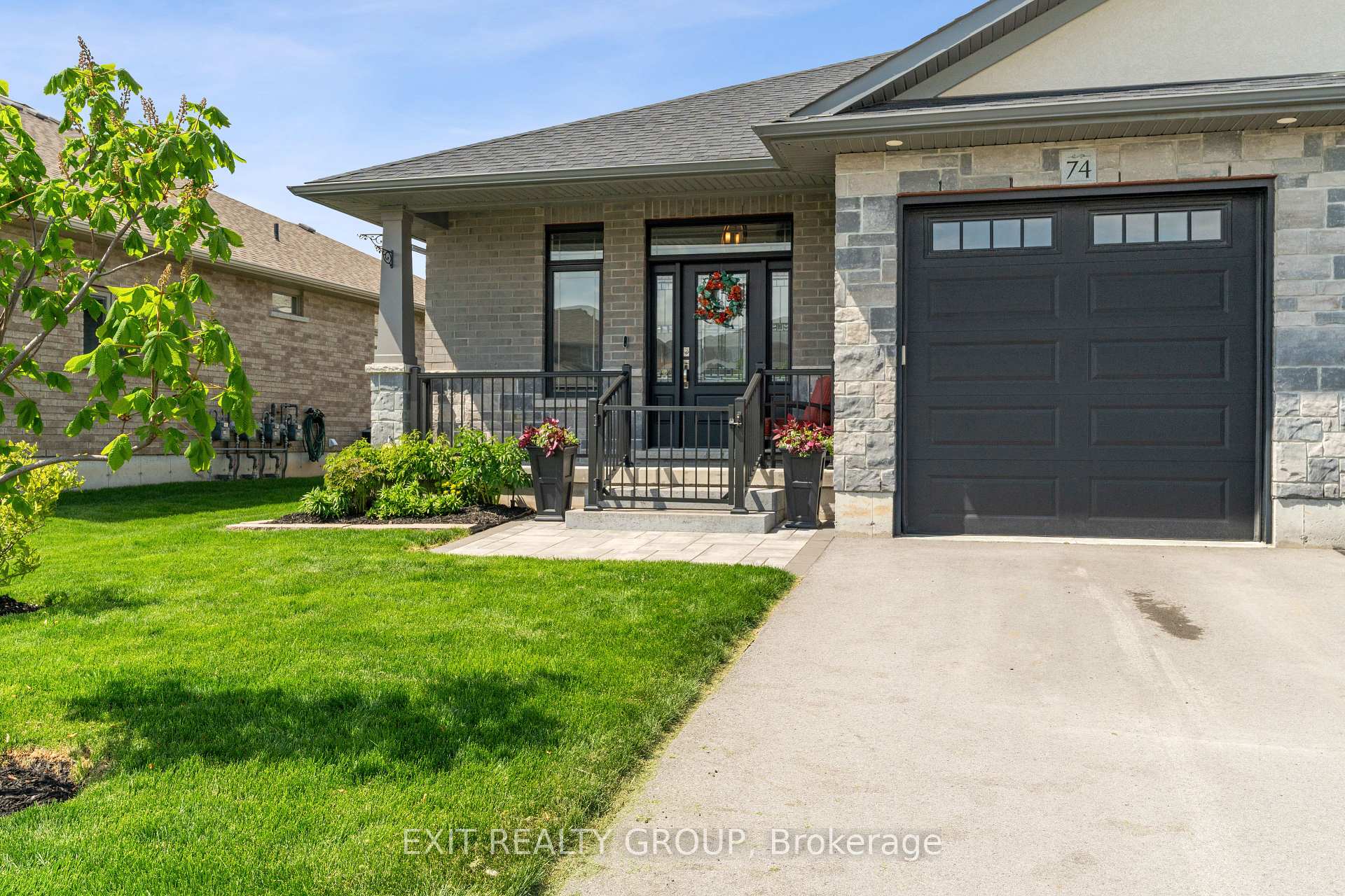 Photo 4 of 74 Wims Way, Belleville, Belleville Ward — HOMEH
