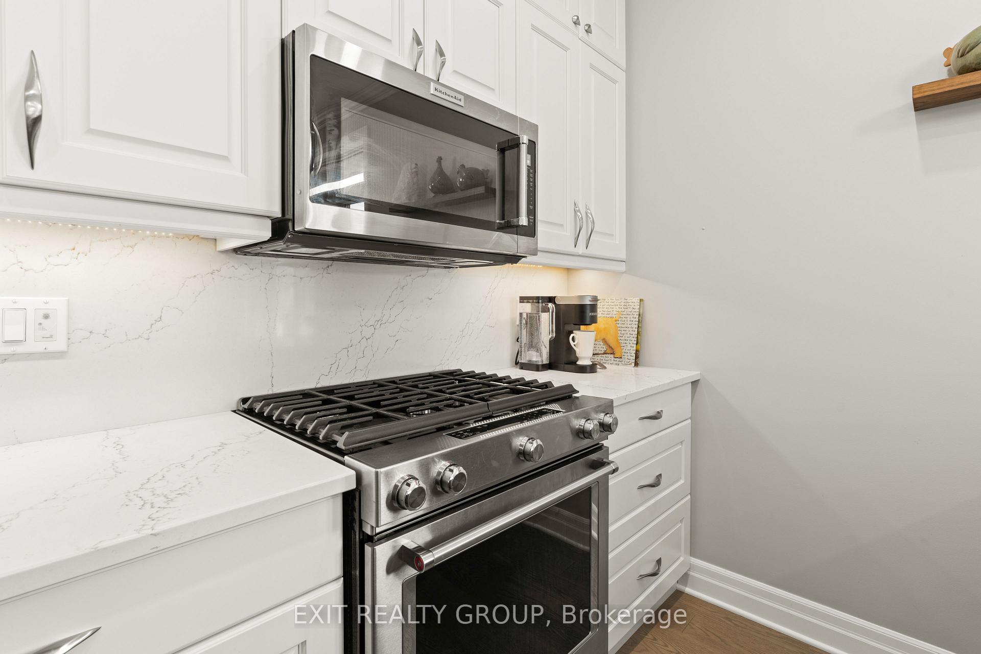 Photo 20 of 74 Wims Way, Belleville, Belleville Ward — HOMEH