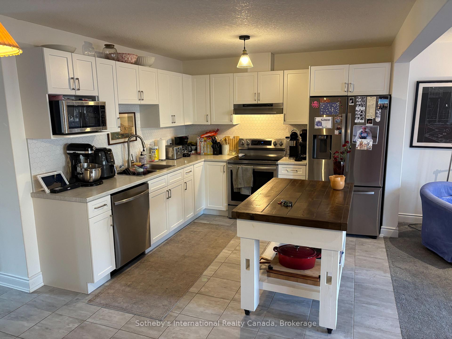 Photo 3 of 24 Plewes Drive, Collingwood — HOMEH