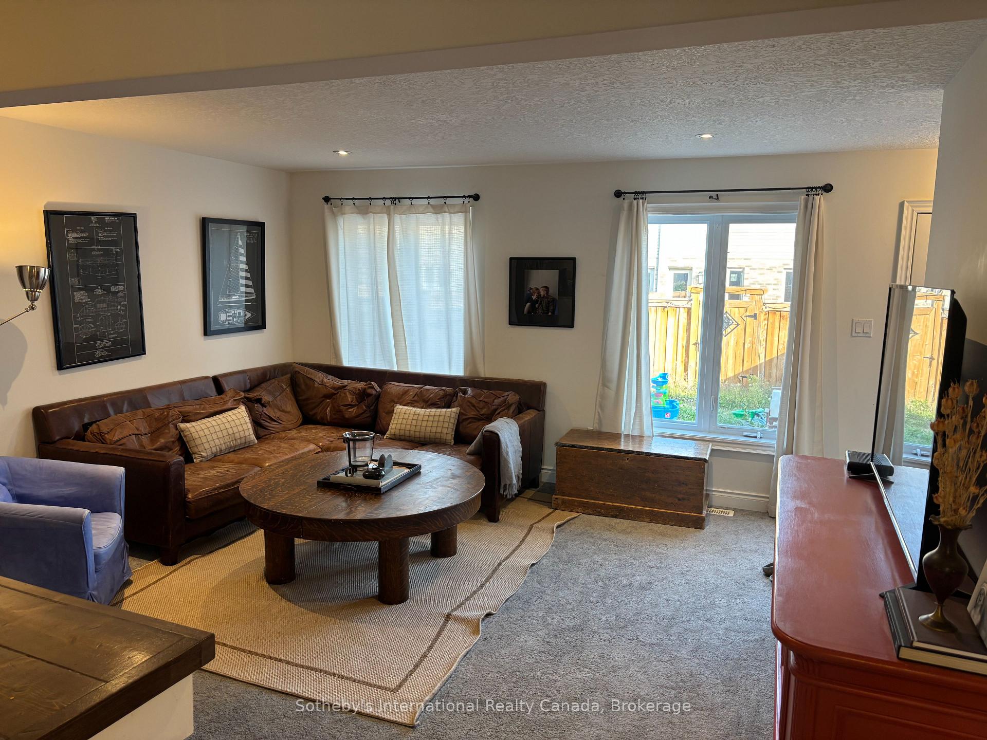 Photo 20 of 24 Plewes Drive, Collingwood — HOMEH
