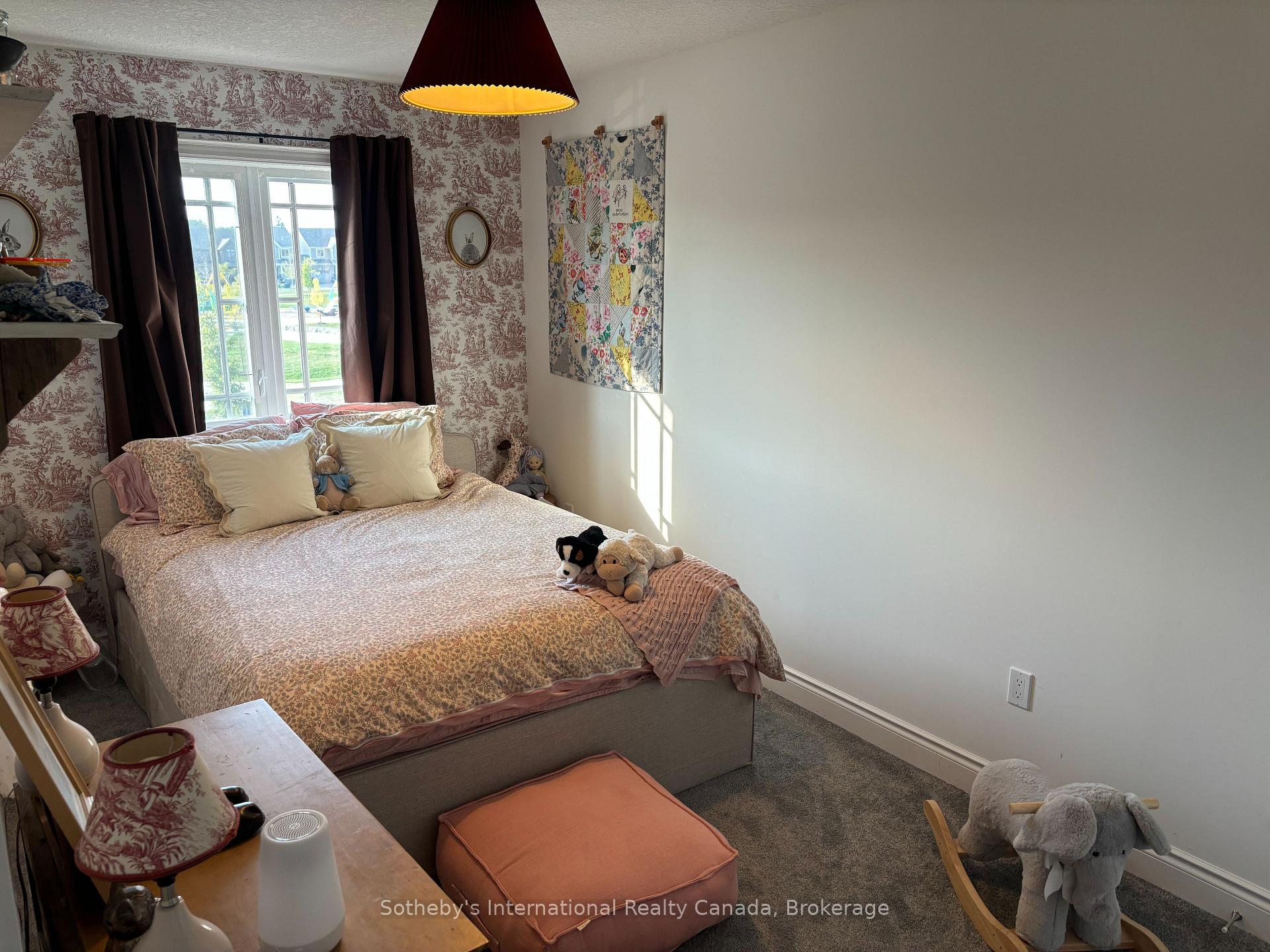 Photo 10 of 24 Plewes Drive, Collingwood — HOMEH
