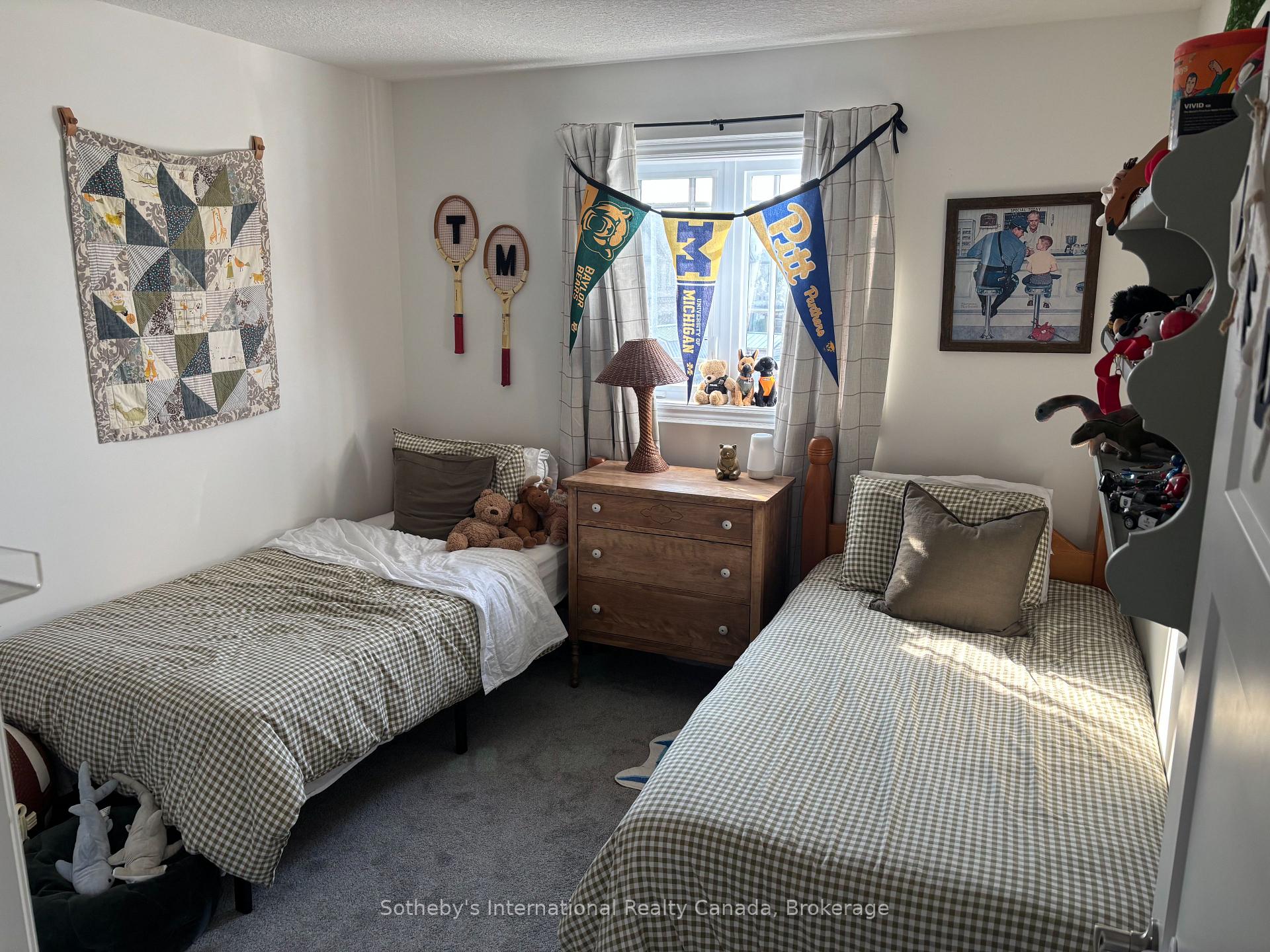 Photo 18 of 24 Plewes Drive, Collingwood — HOMEH