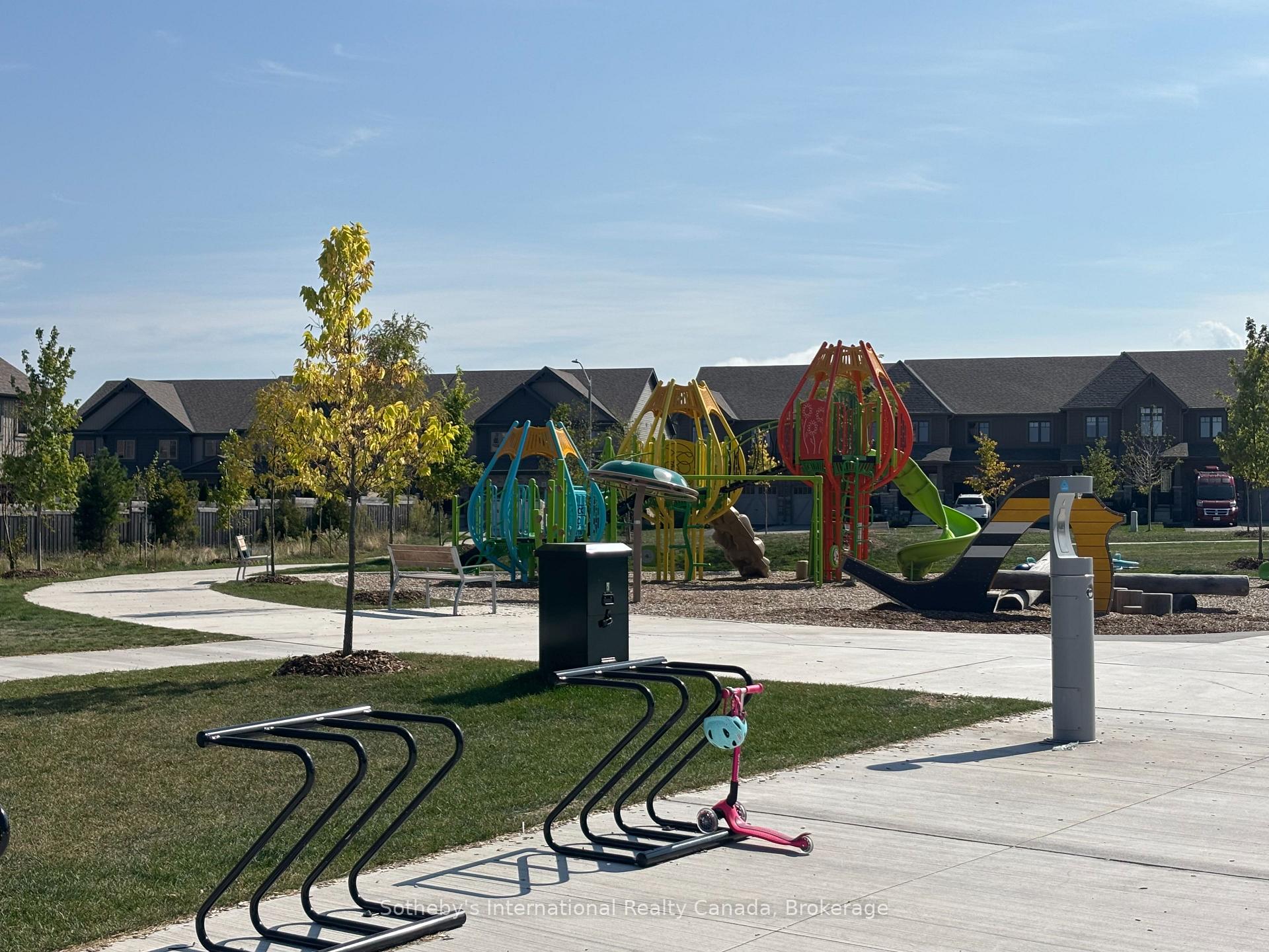 Photo 21 of 24 Plewes Drive, Collingwood — HOMEH