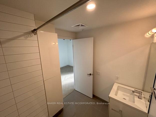 Photo 22 of Unit 925, 39 Brant Street, Toronto, Waterfront Communities — HOMEH