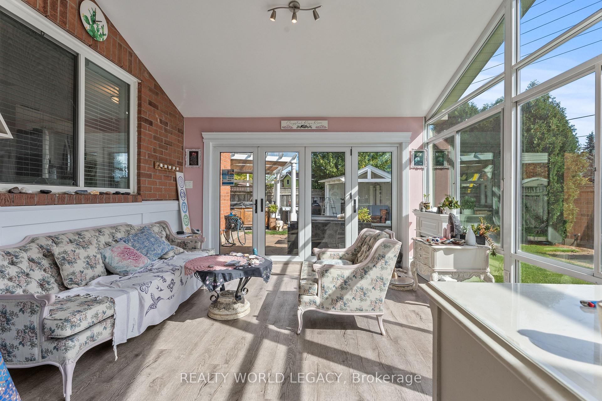 Photo 31 of 20 Pentland Road, Hamilton, Waterdown — HOMEH
