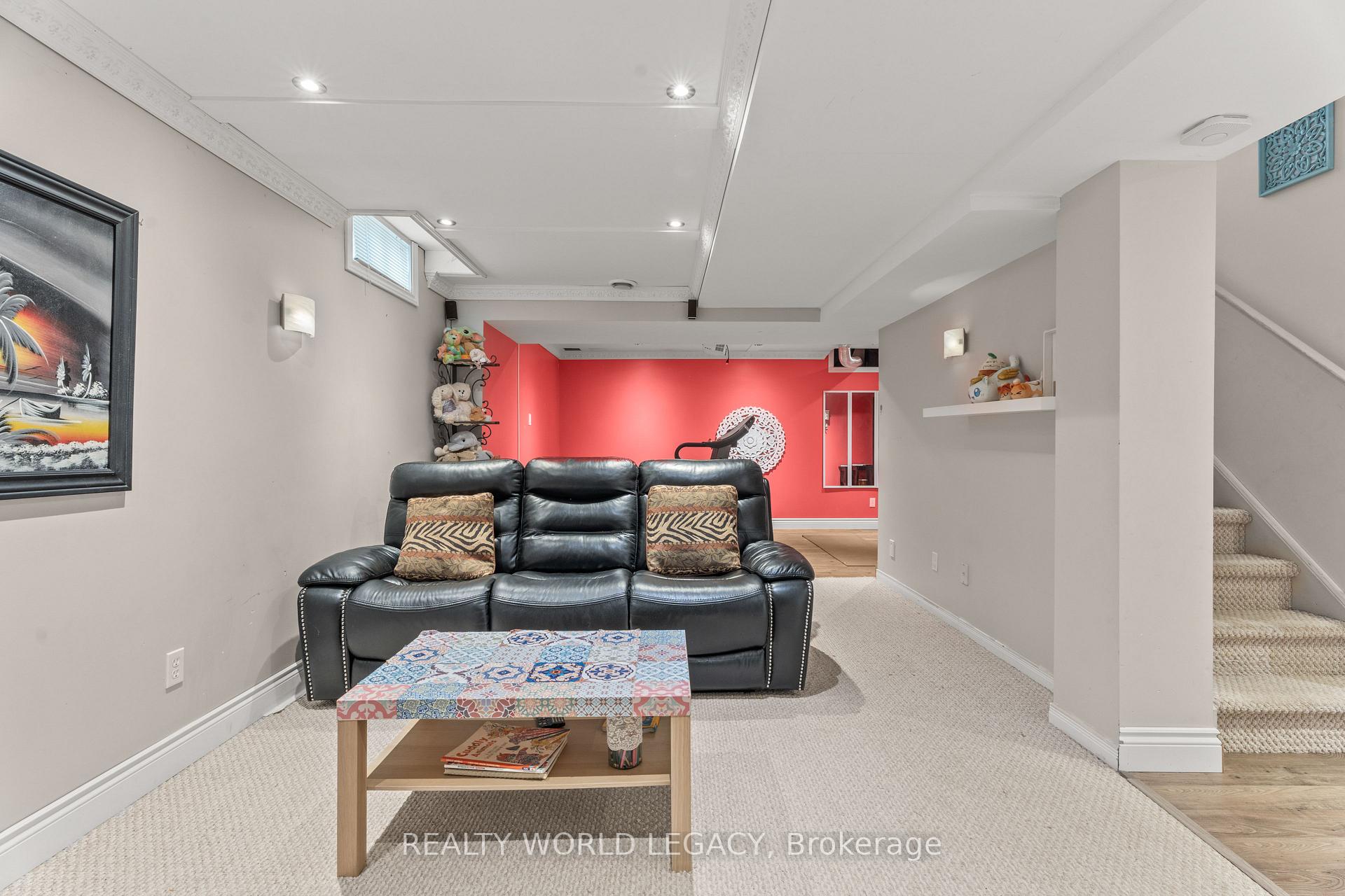 Photo 41 of 20 Pentland Road, Hamilton, Waterdown — HOMEH