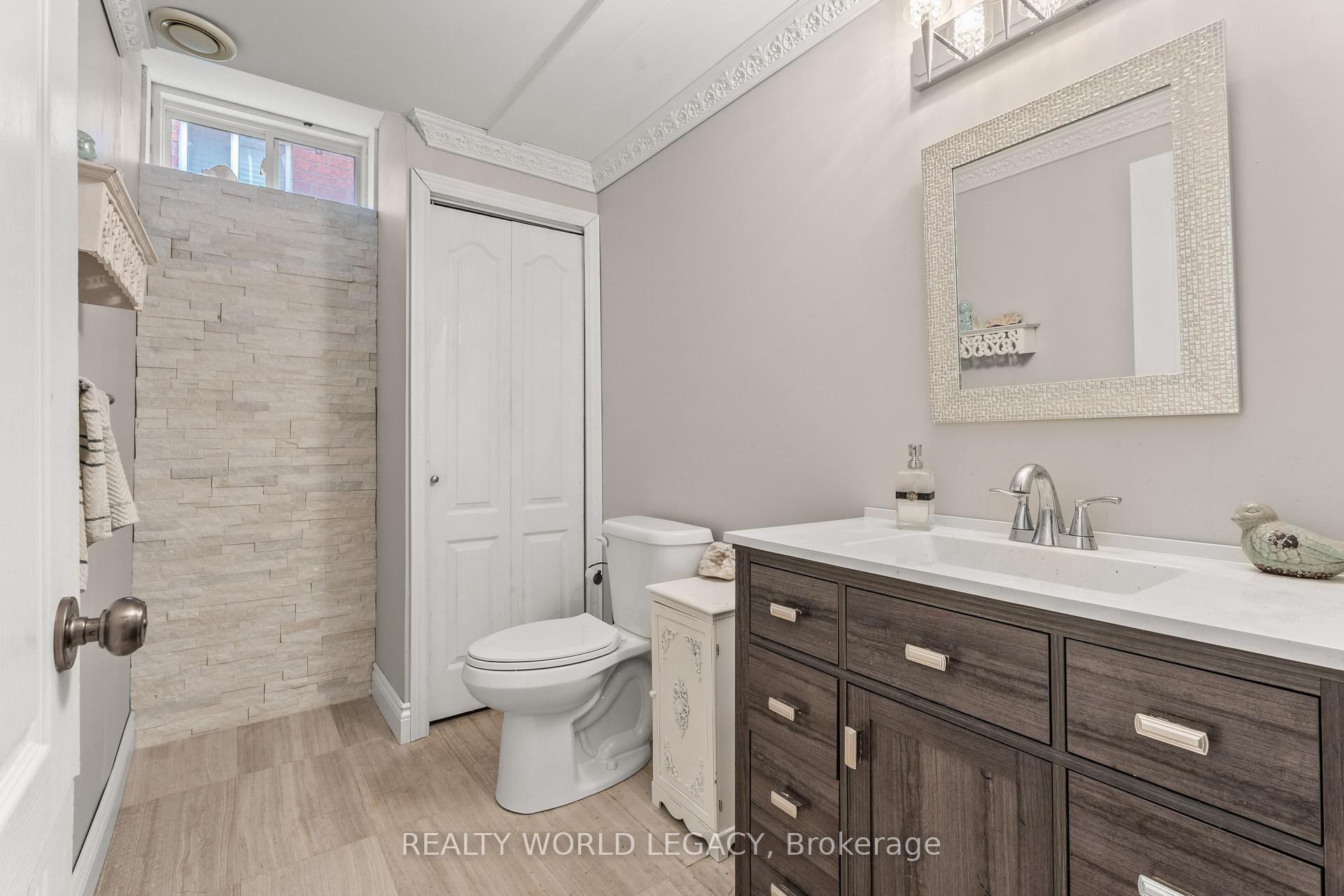 Photo 23 of 20 Pentland Road, Hamilton, Waterdown — HOMEH
