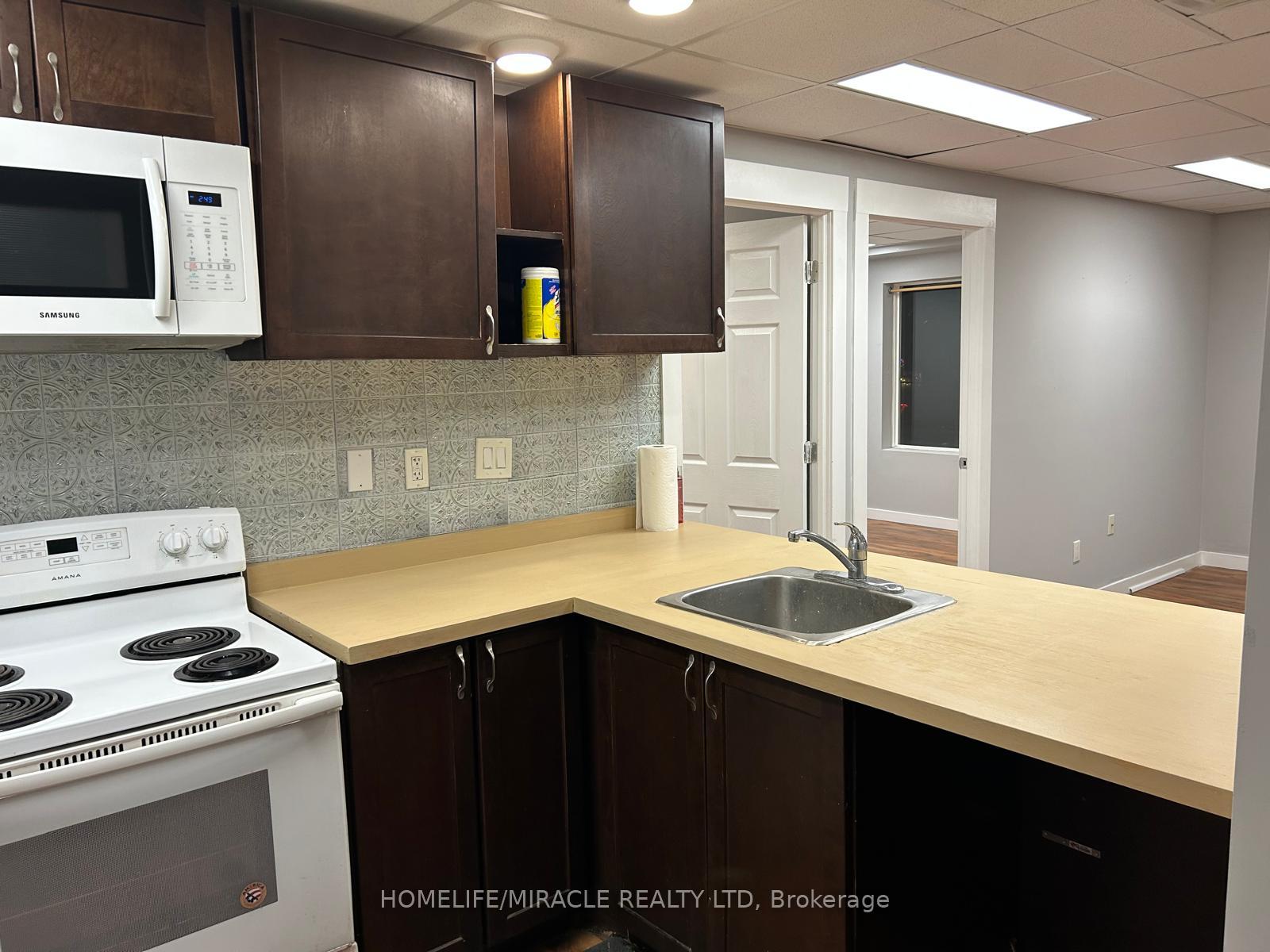 Photo 1 of Unit 4, 594 Barton Street E, Hamilton, Gibson — HOMEH