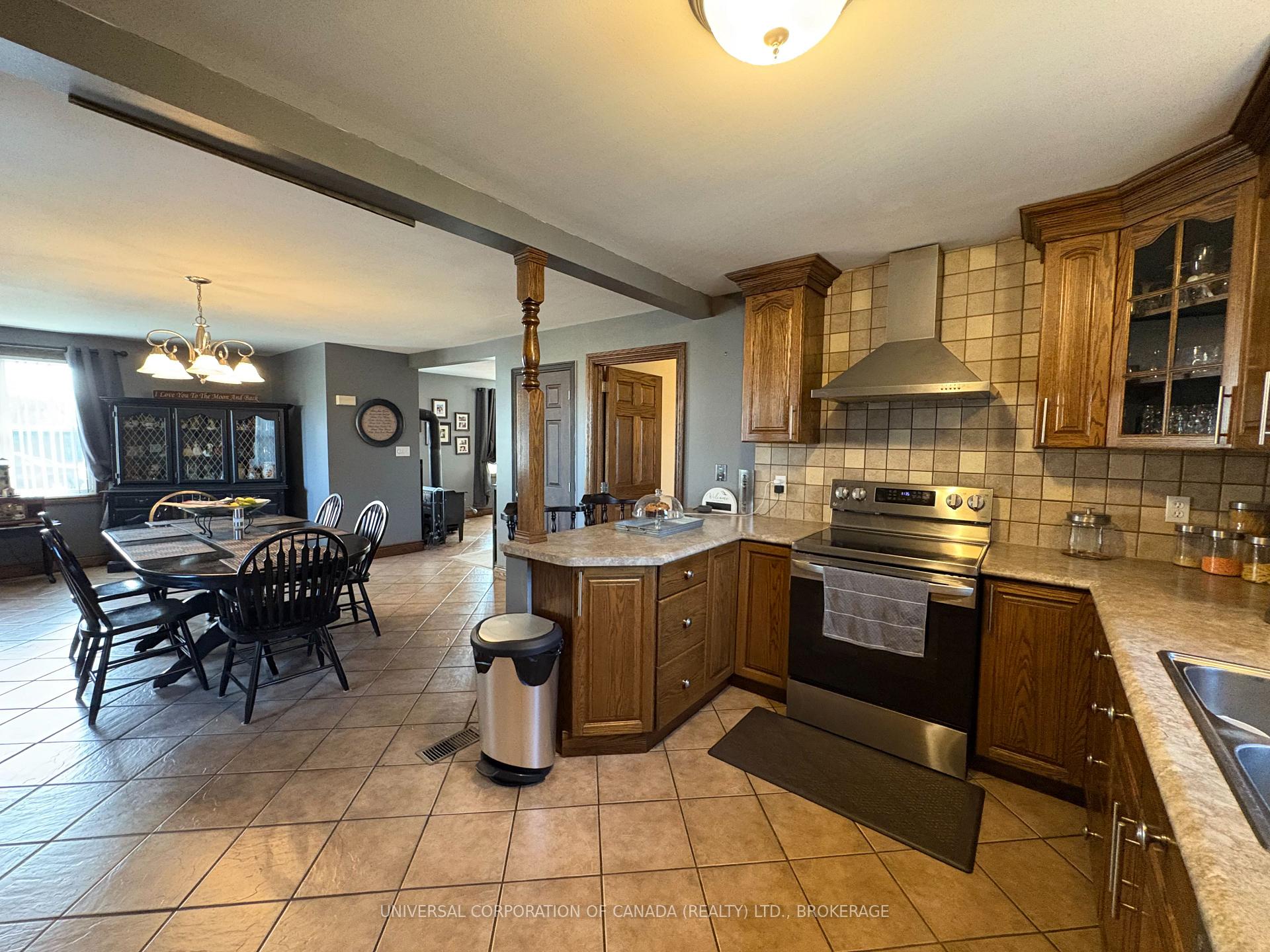 Photo 5 of 54582 Vienna Line, Bayham, Rural Bayham — HOMEH