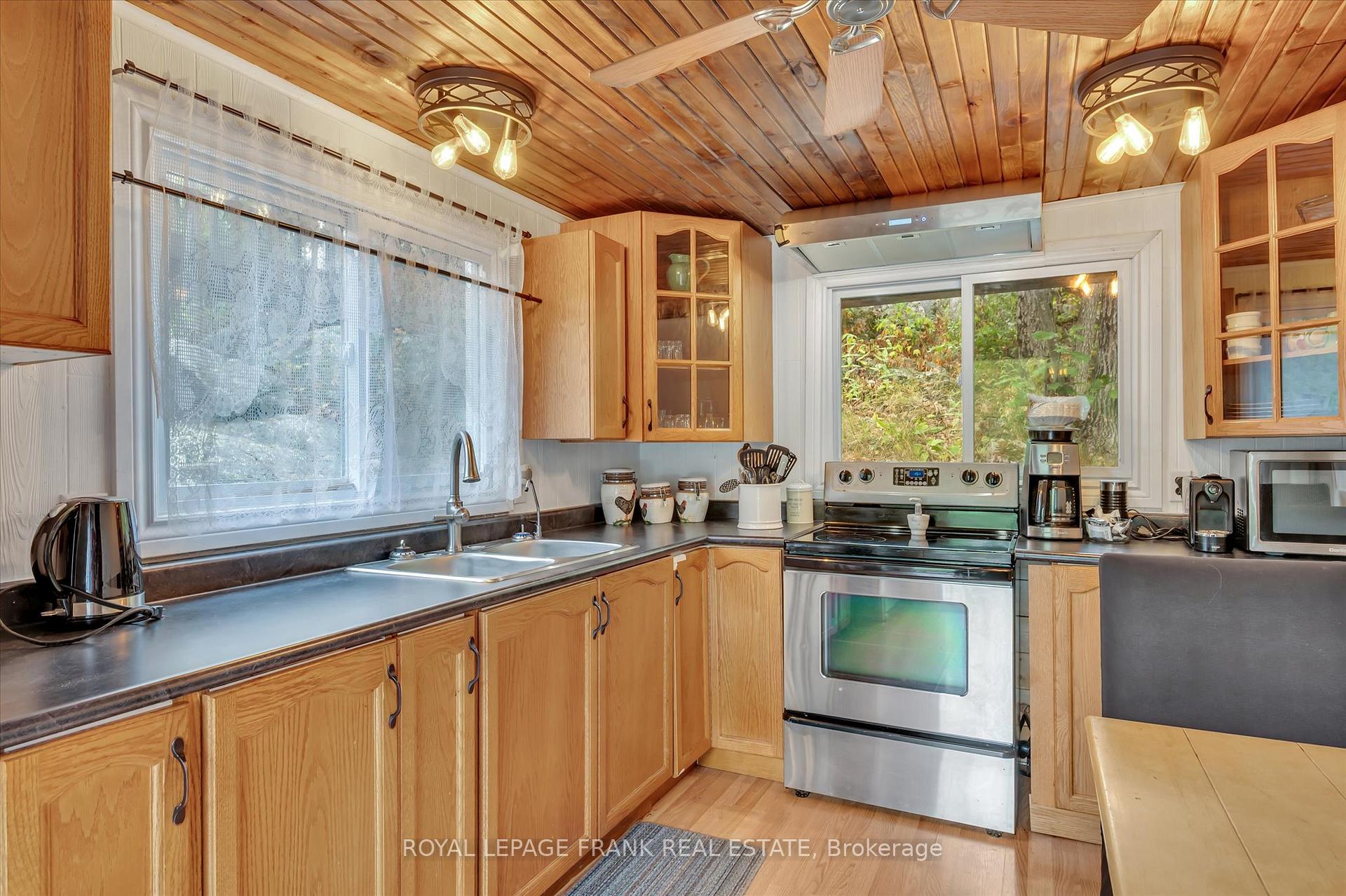 Photo 19 of 3571 Harbour Point Lane, Selwyn — HOMEH