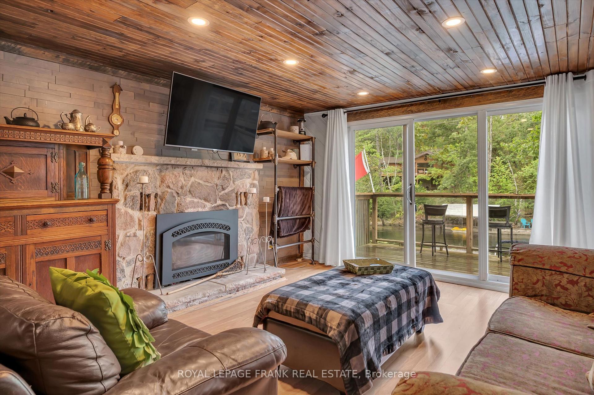 Photo 8 of 3571 Harbour Point Lane, Selwyn — HOMEH