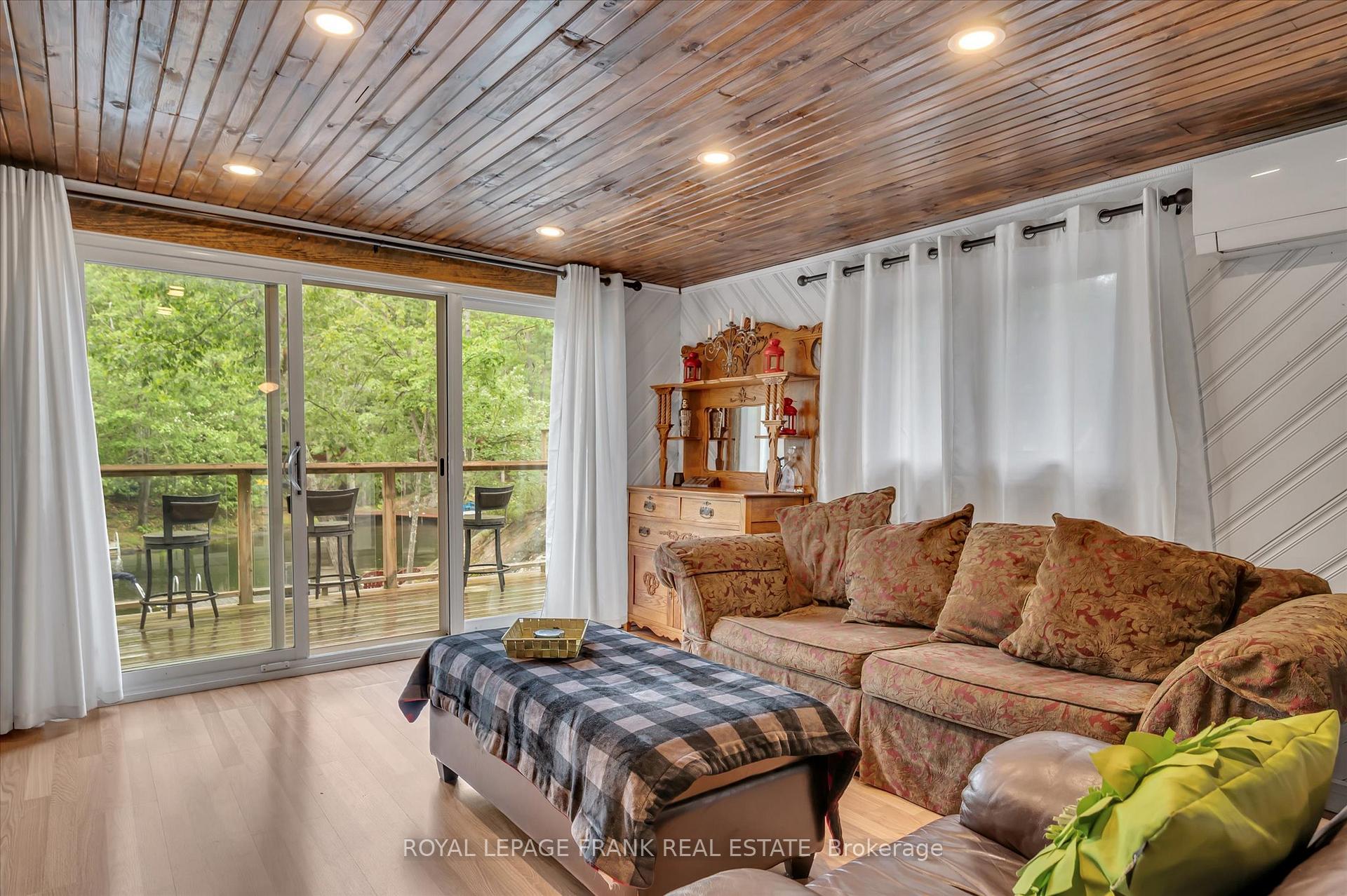 Photo 16 of 3571 Harbour Point Lane, Selwyn — HOMEH