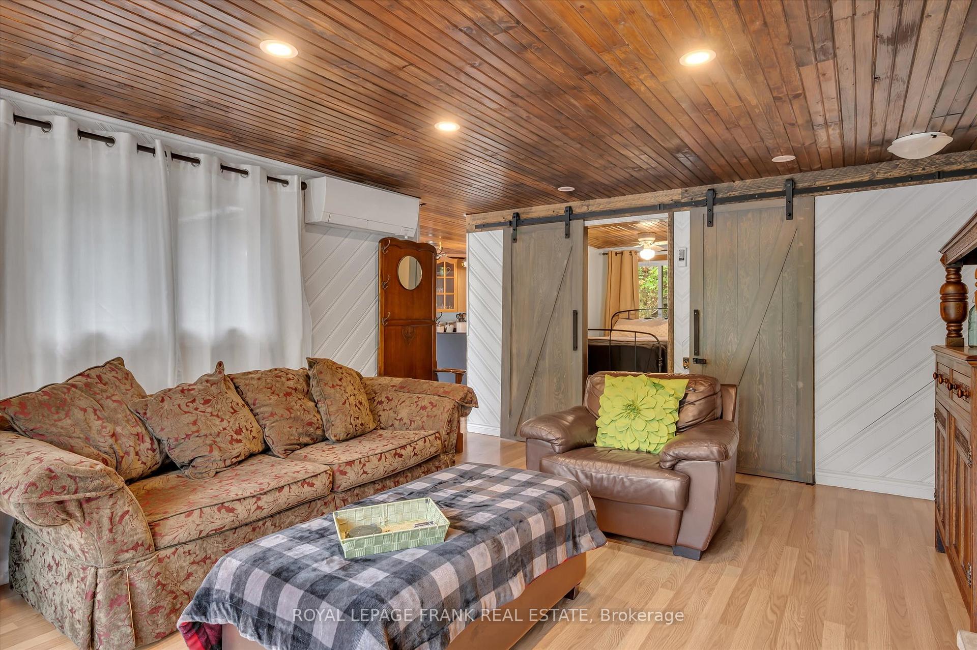 Photo 14 of 3571 Harbour Point Lane, Selwyn — HOMEH