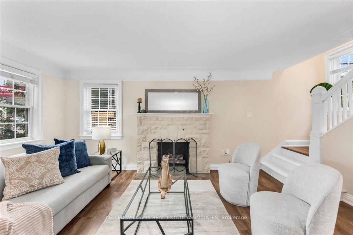 Photo 3 of 22 Wesanford Place, Hamilton, Durand — HOMEH