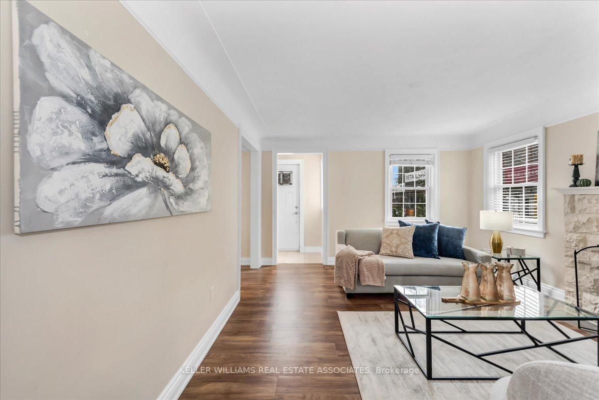 Photo 16 of 22 Wesanford Place, Hamilton, Durand — HOMEH