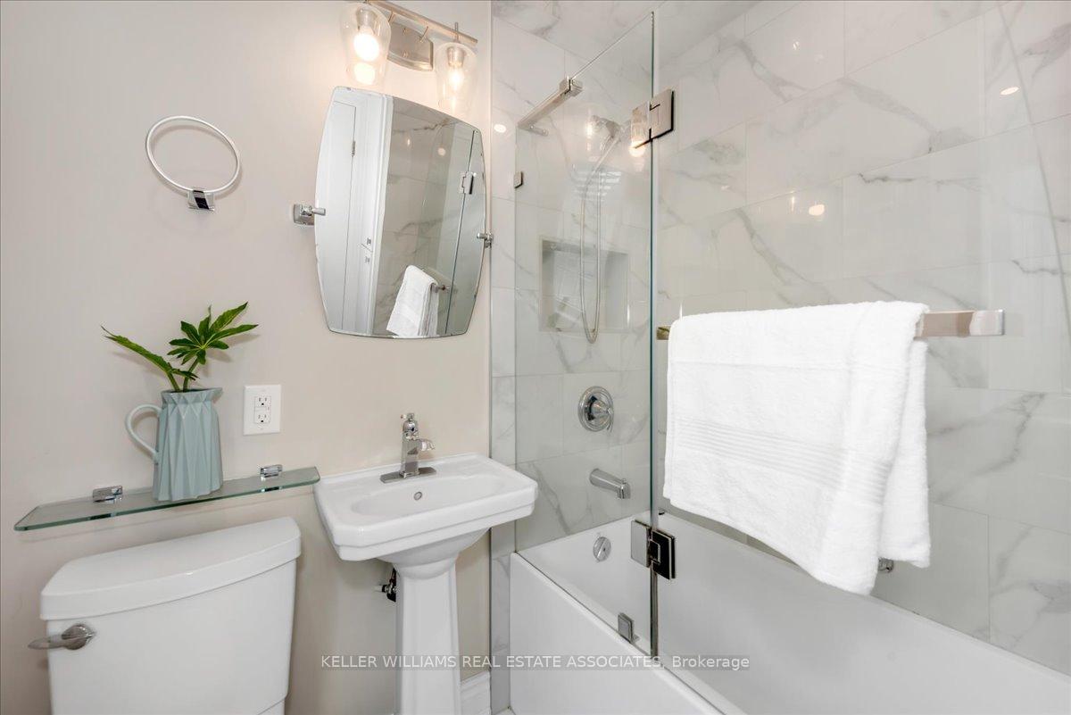 Photo 24 of 22 Wesanford Place, Hamilton, Durand — HOMEH