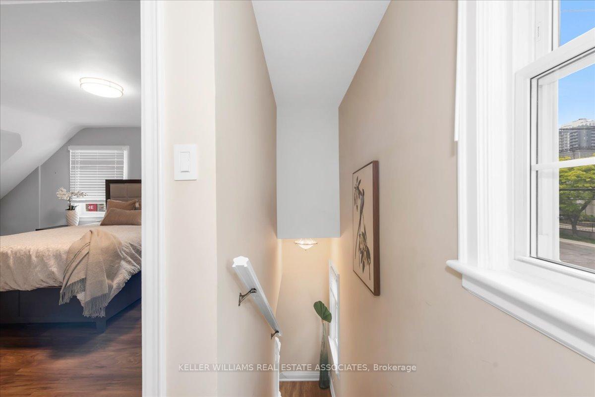 Photo 26 of 22 Wesanford Place, Hamilton, Durand — HOMEH